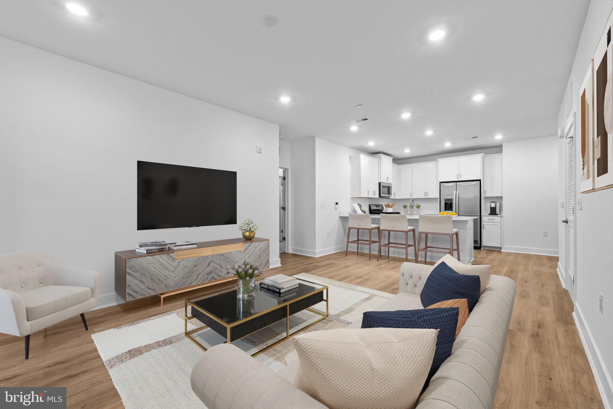 28304 RADFORD