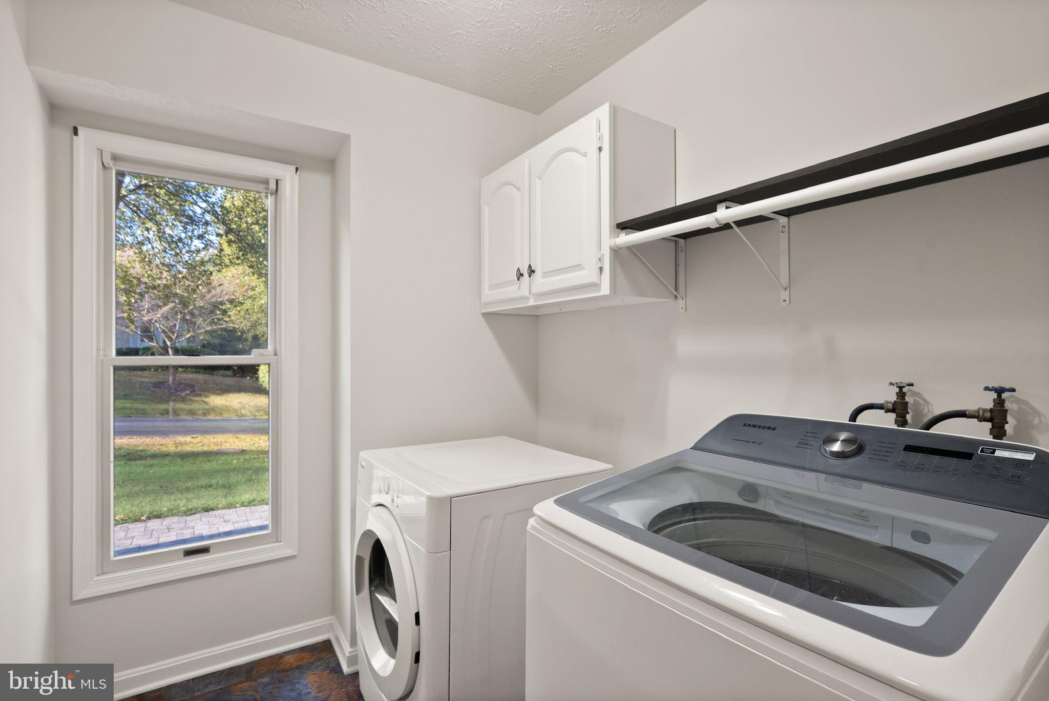 SHAKER WOODS - Residential