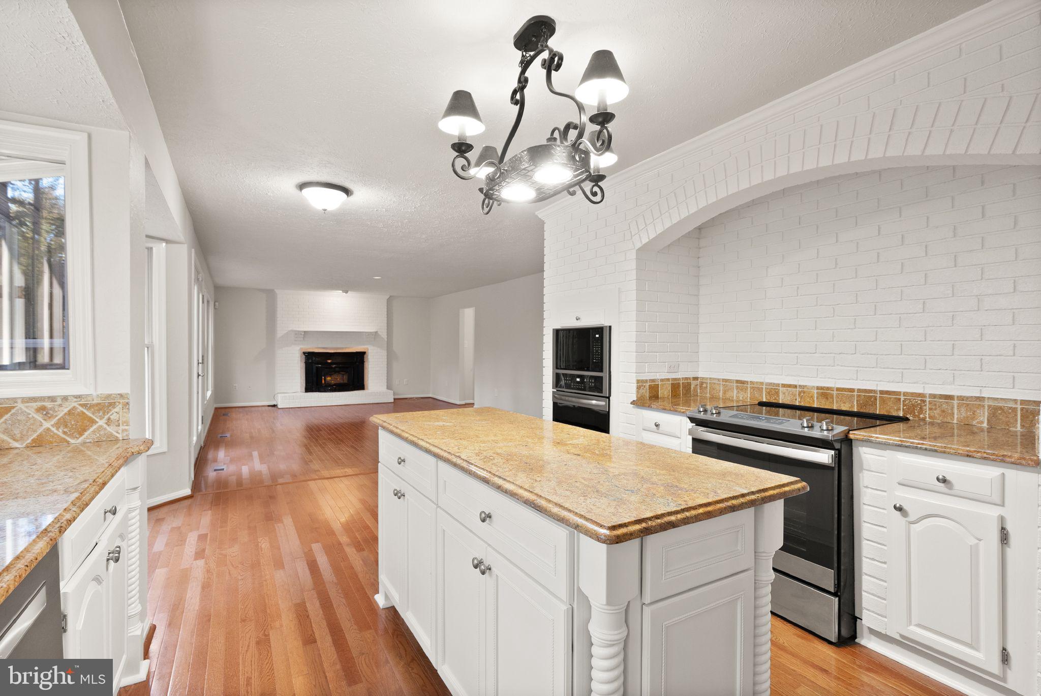 SHAKER WOODS - Residential