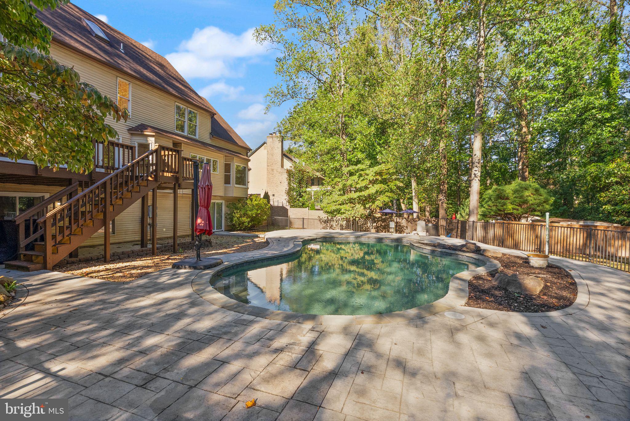 SHAKER WOODS - Residential