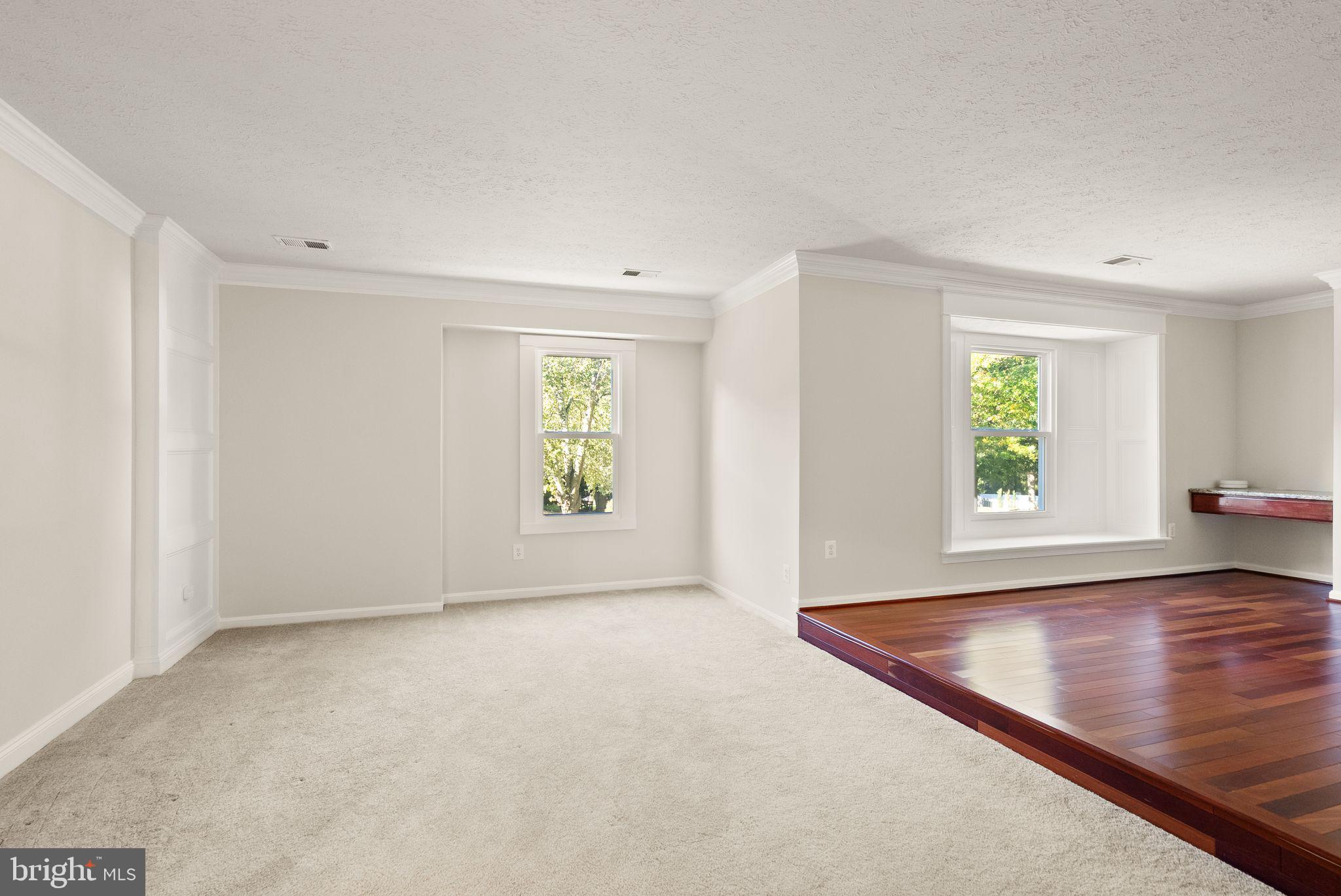 SHAKER WOODS - Residential