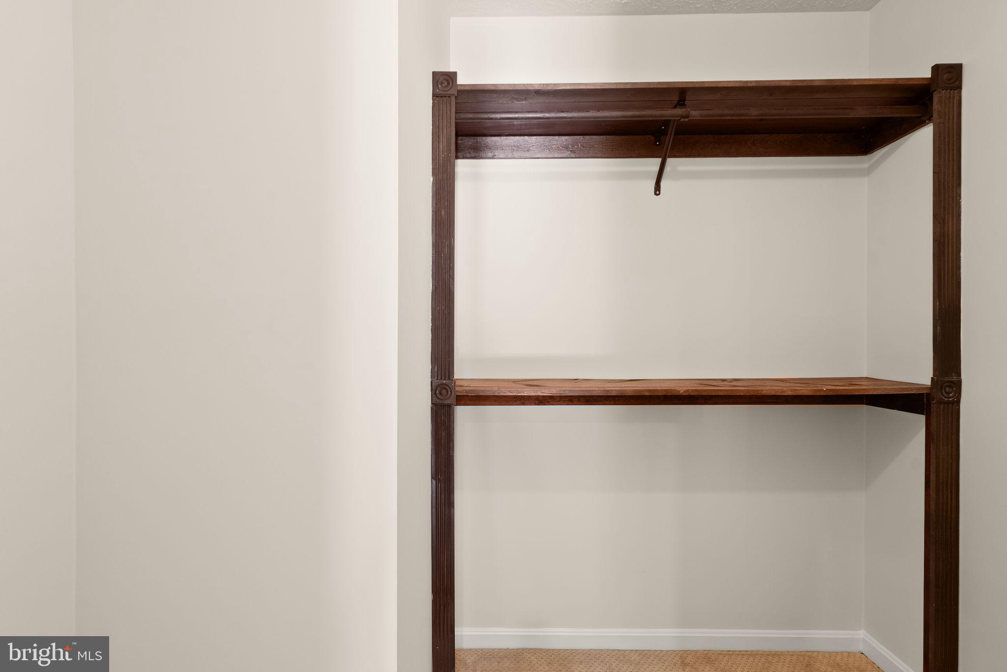 SHAKER WOODS - Residential