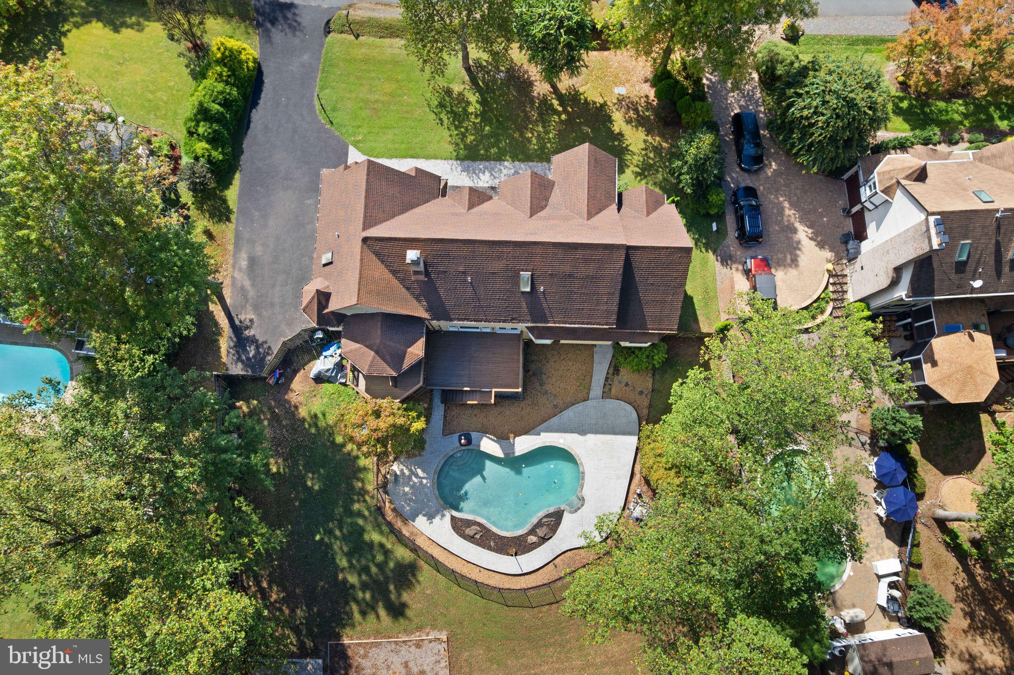 SHAKER WOODS - Residential