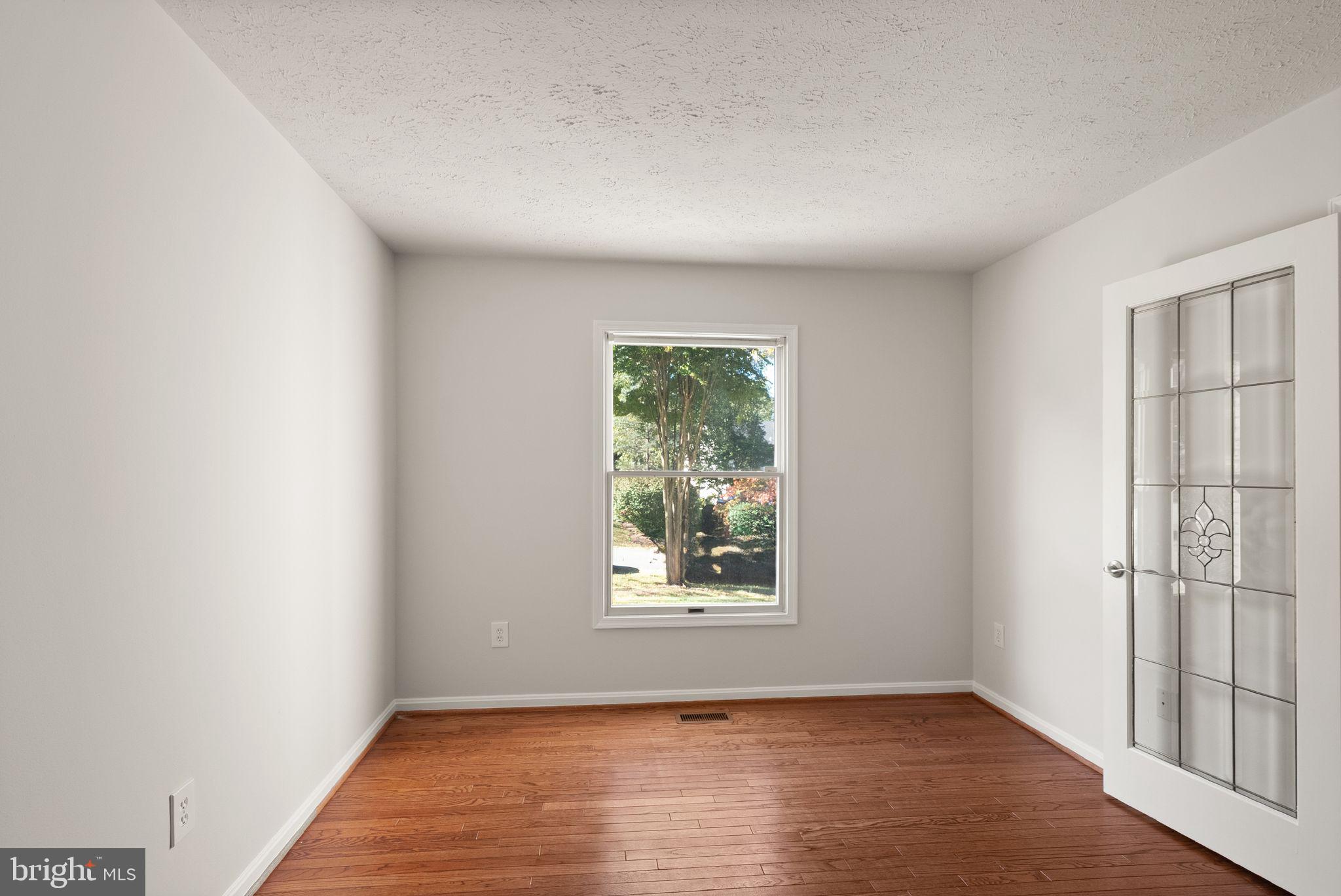 SHAKER WOODS - Residential