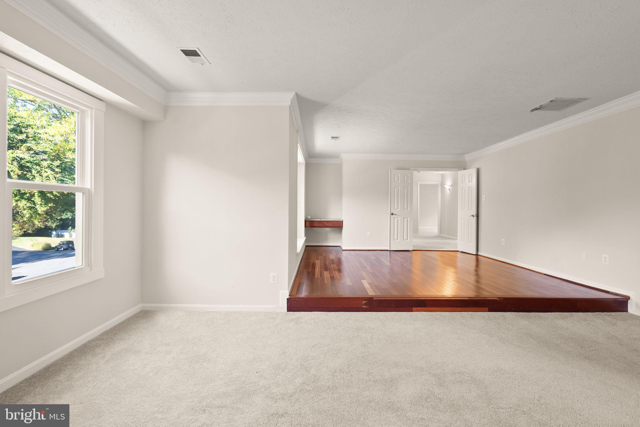 SHAKER WOODS - Residential