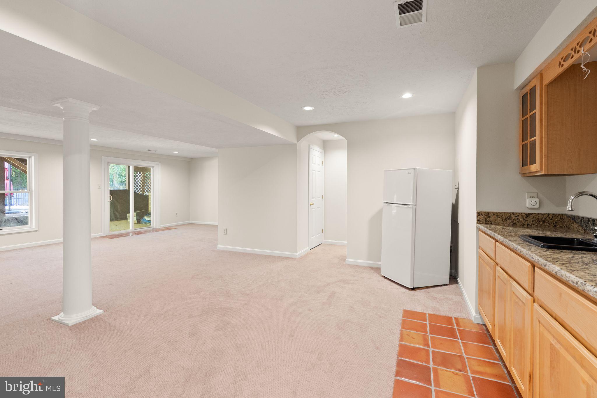 SHAKER WOODS - Residential