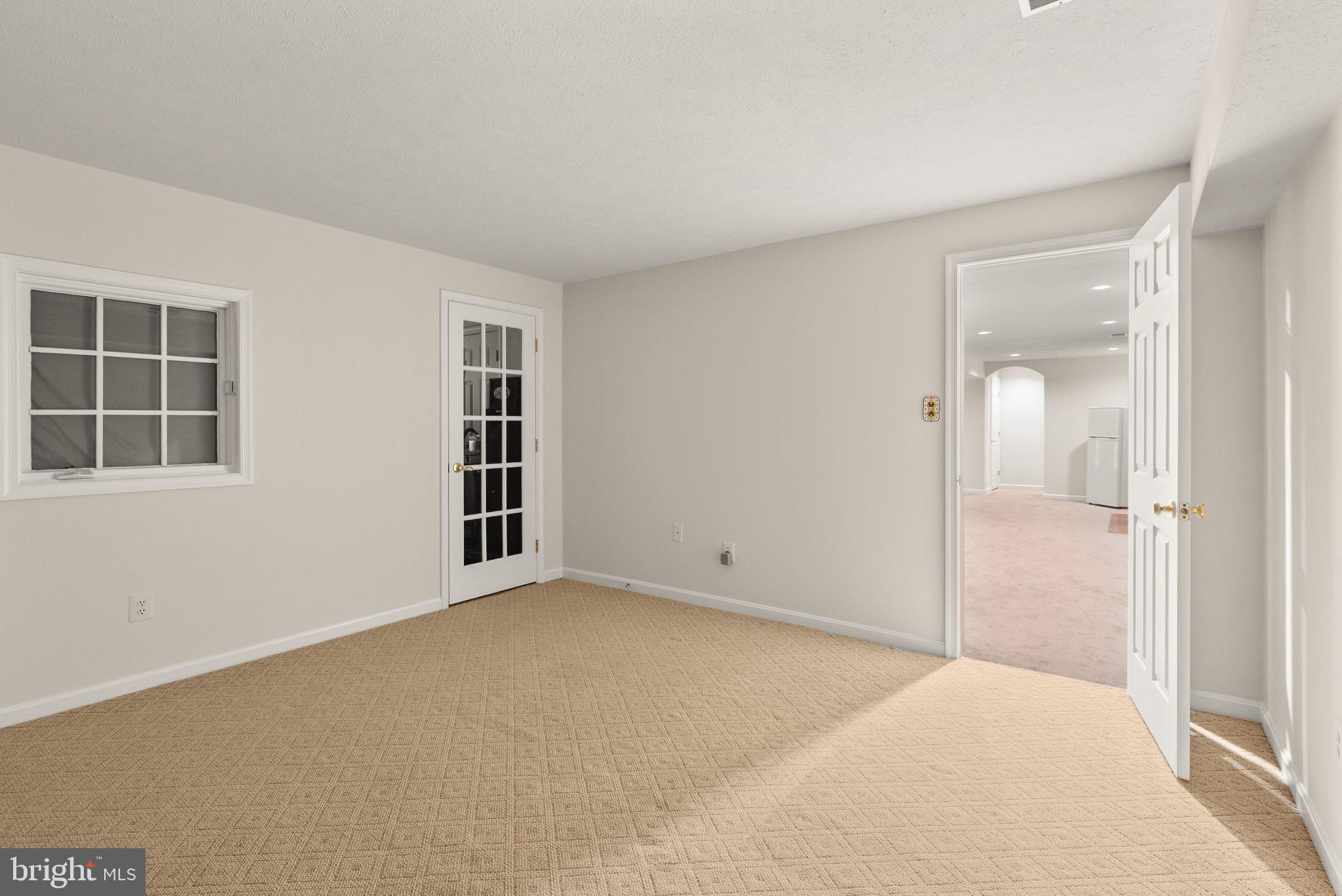 SHAKER WOODS - Residential