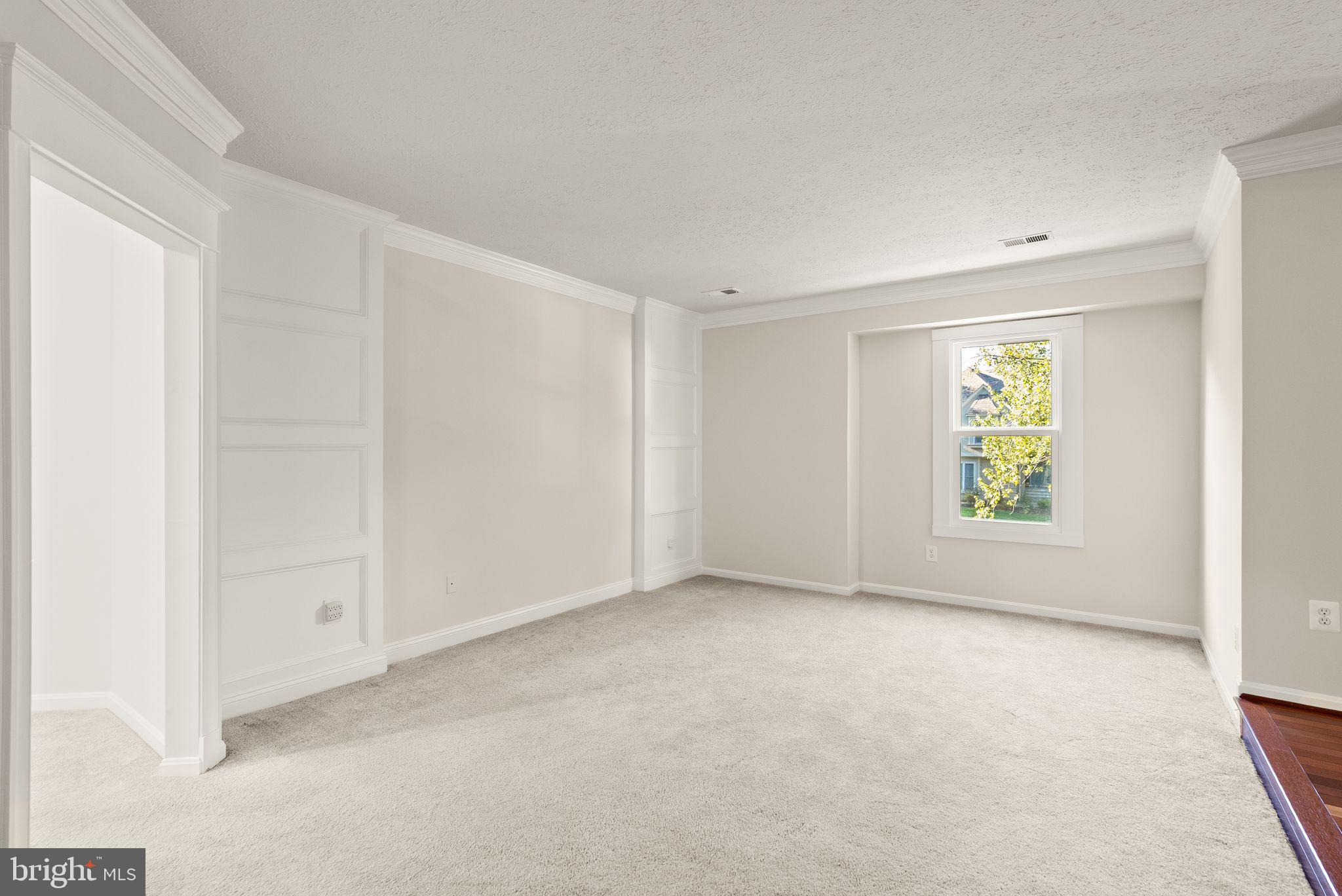 SHAKER WOODS - Residential