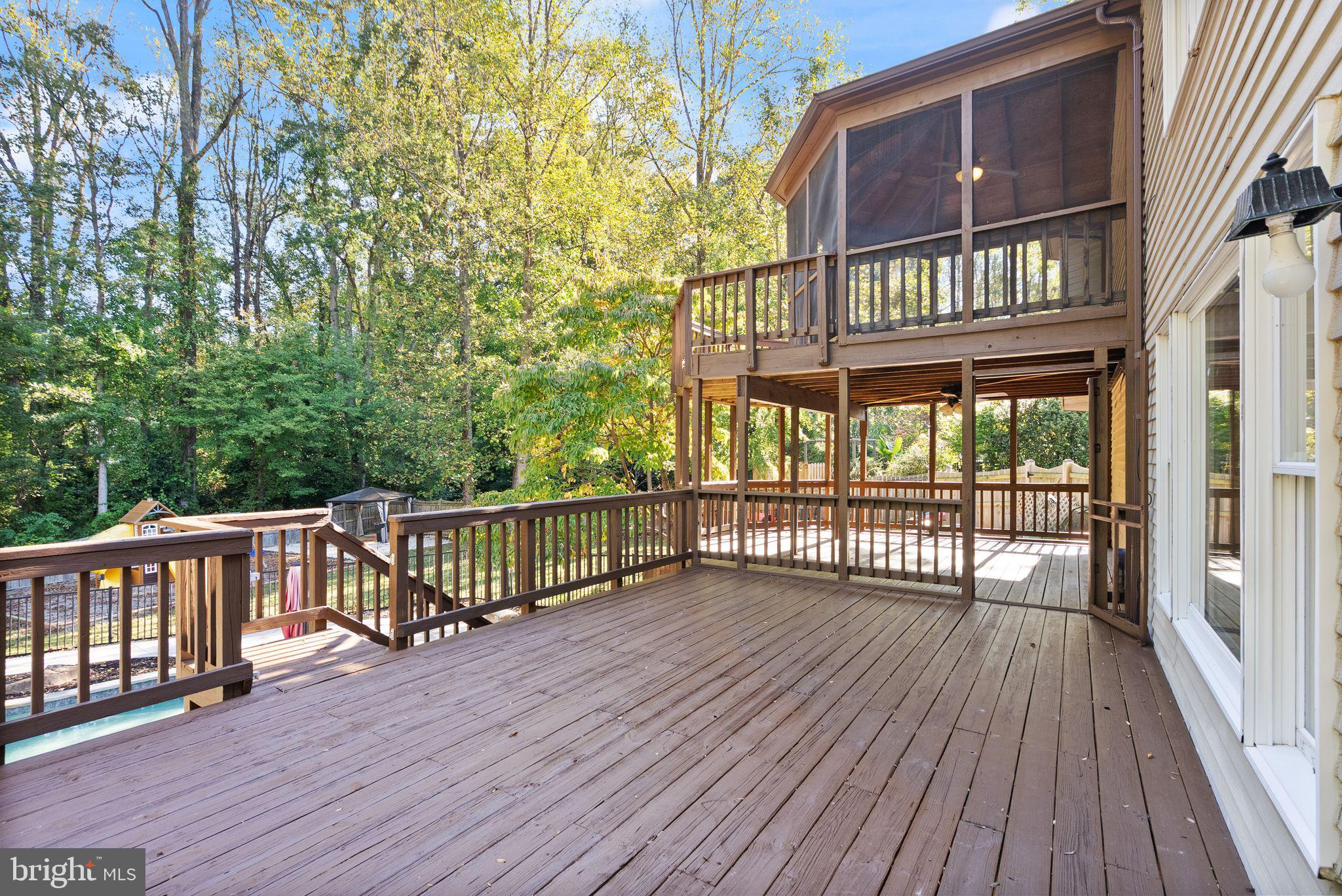 SHAKER WOODS - Residential