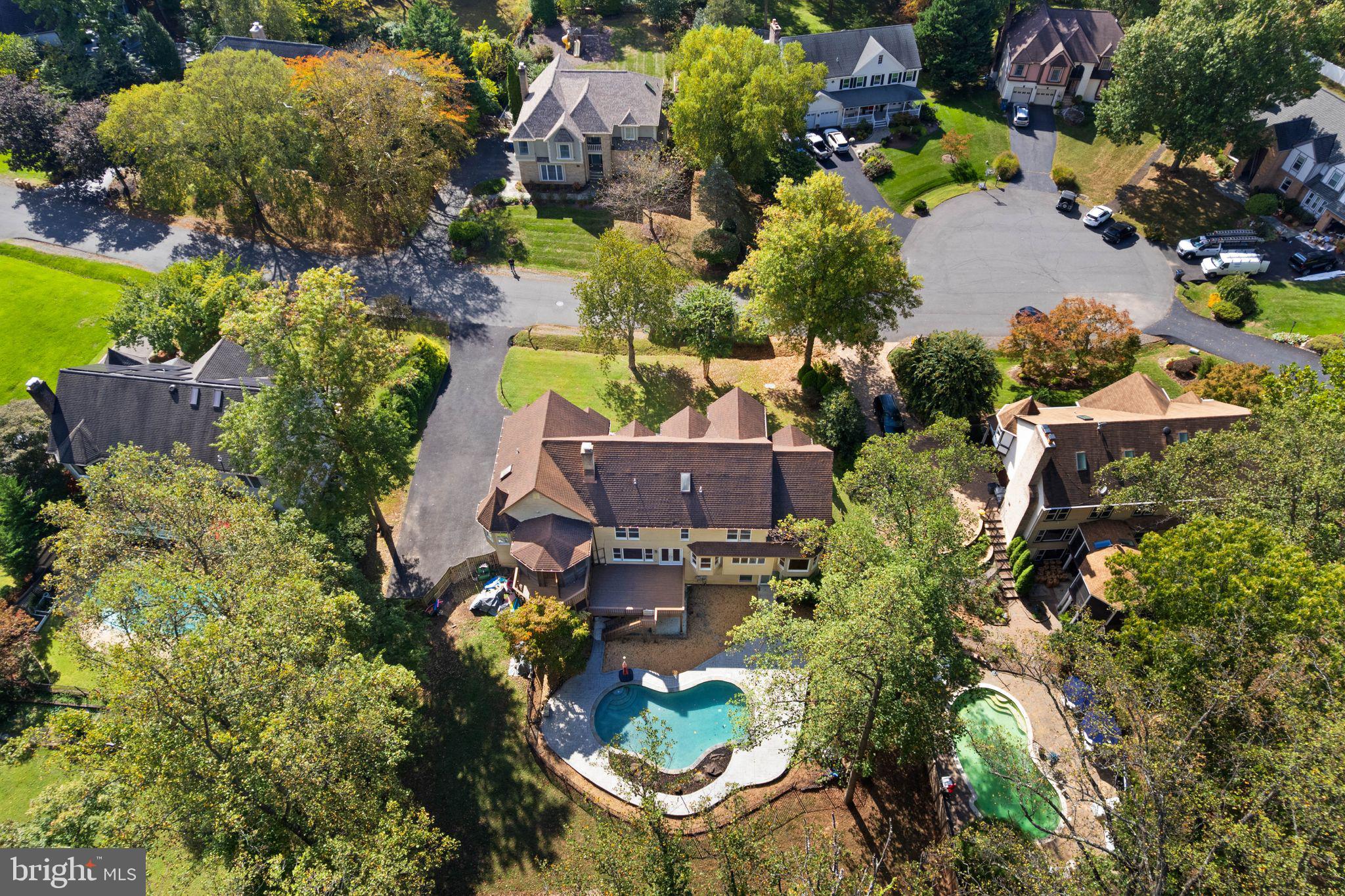 SHAKER WOODS - Residential