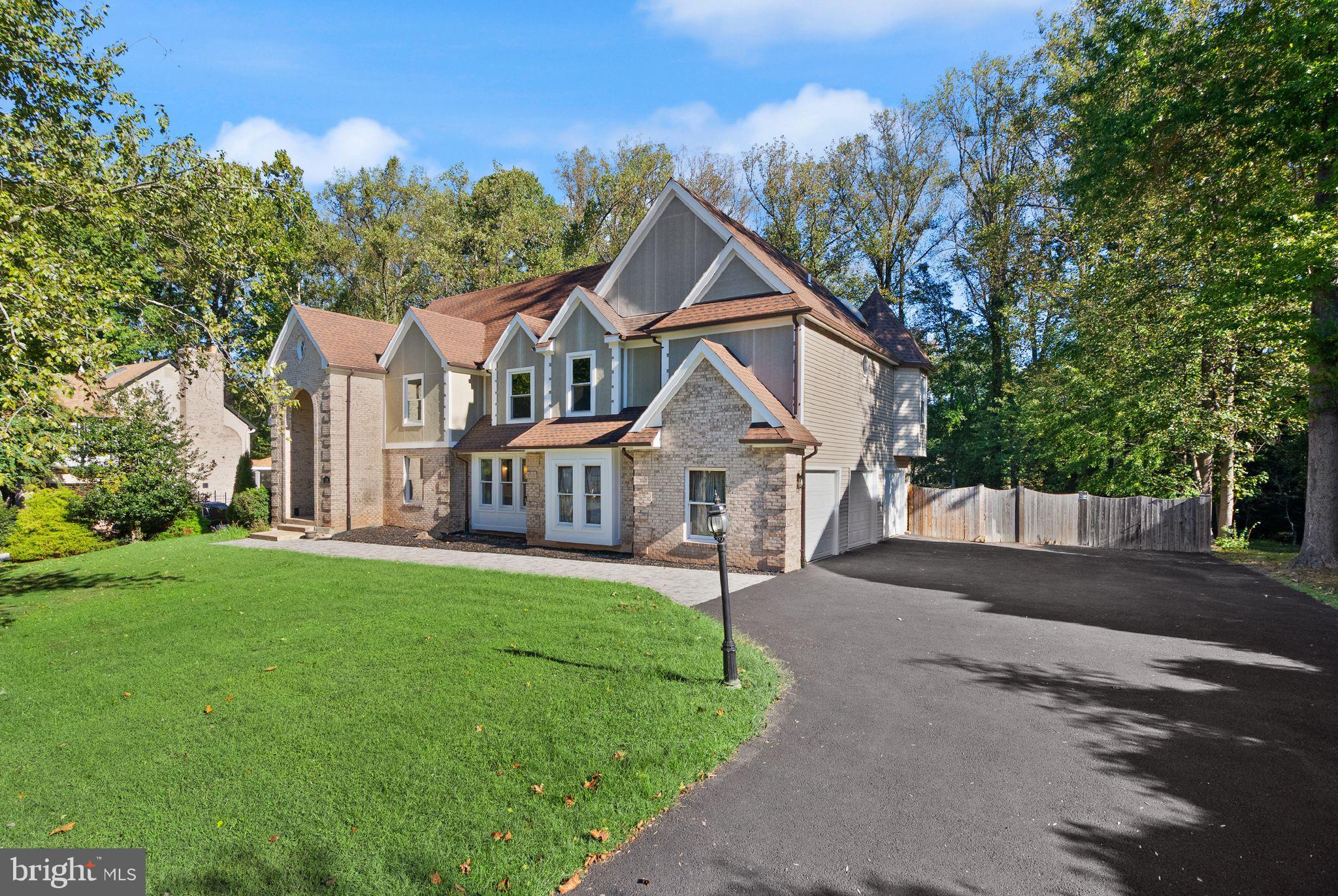 1235 GILMAN COURT