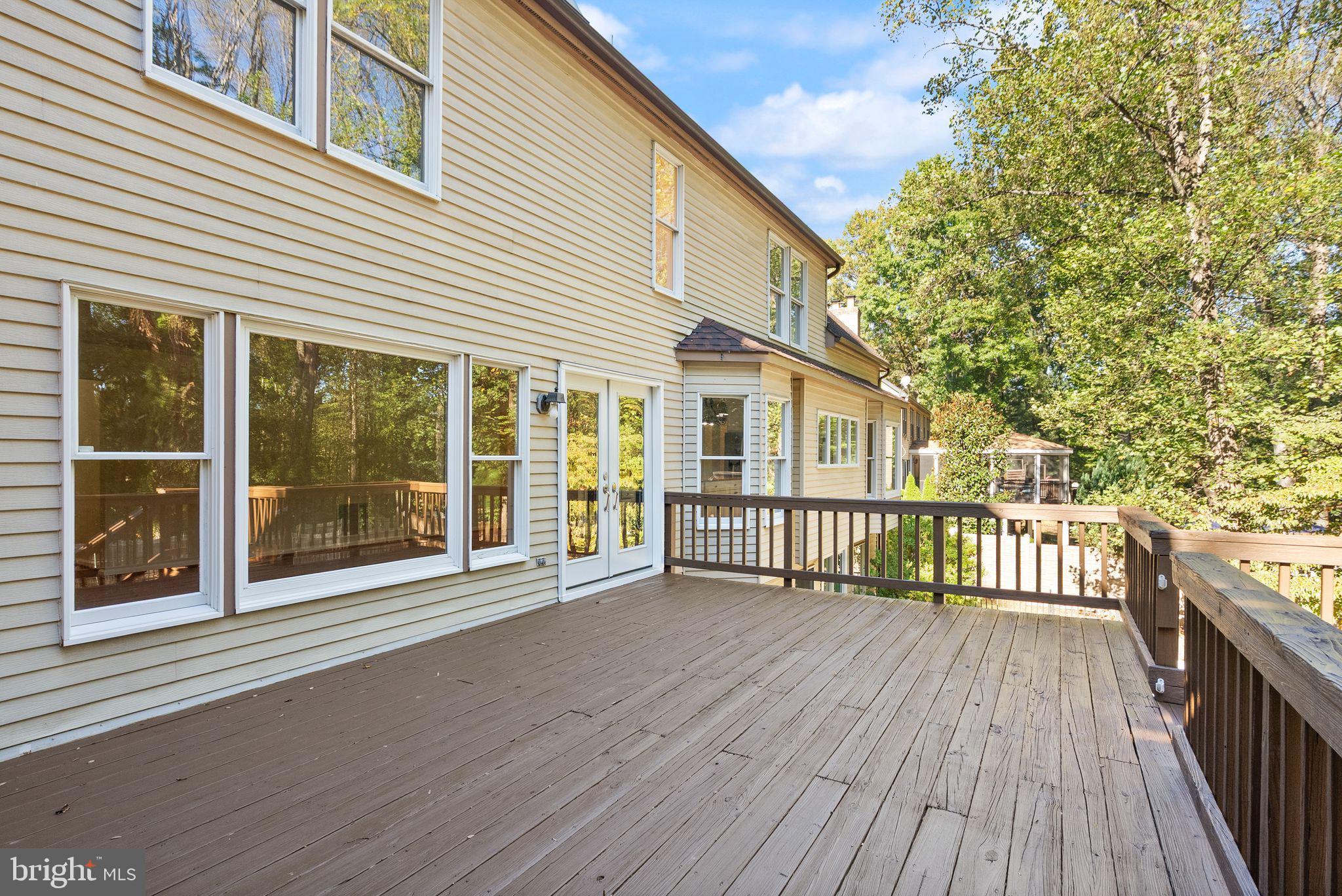 SHAKER WOODS - Residential