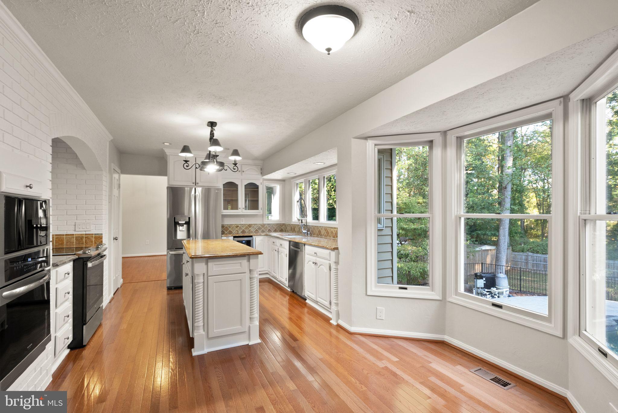 SHAKER WOODS - Residential