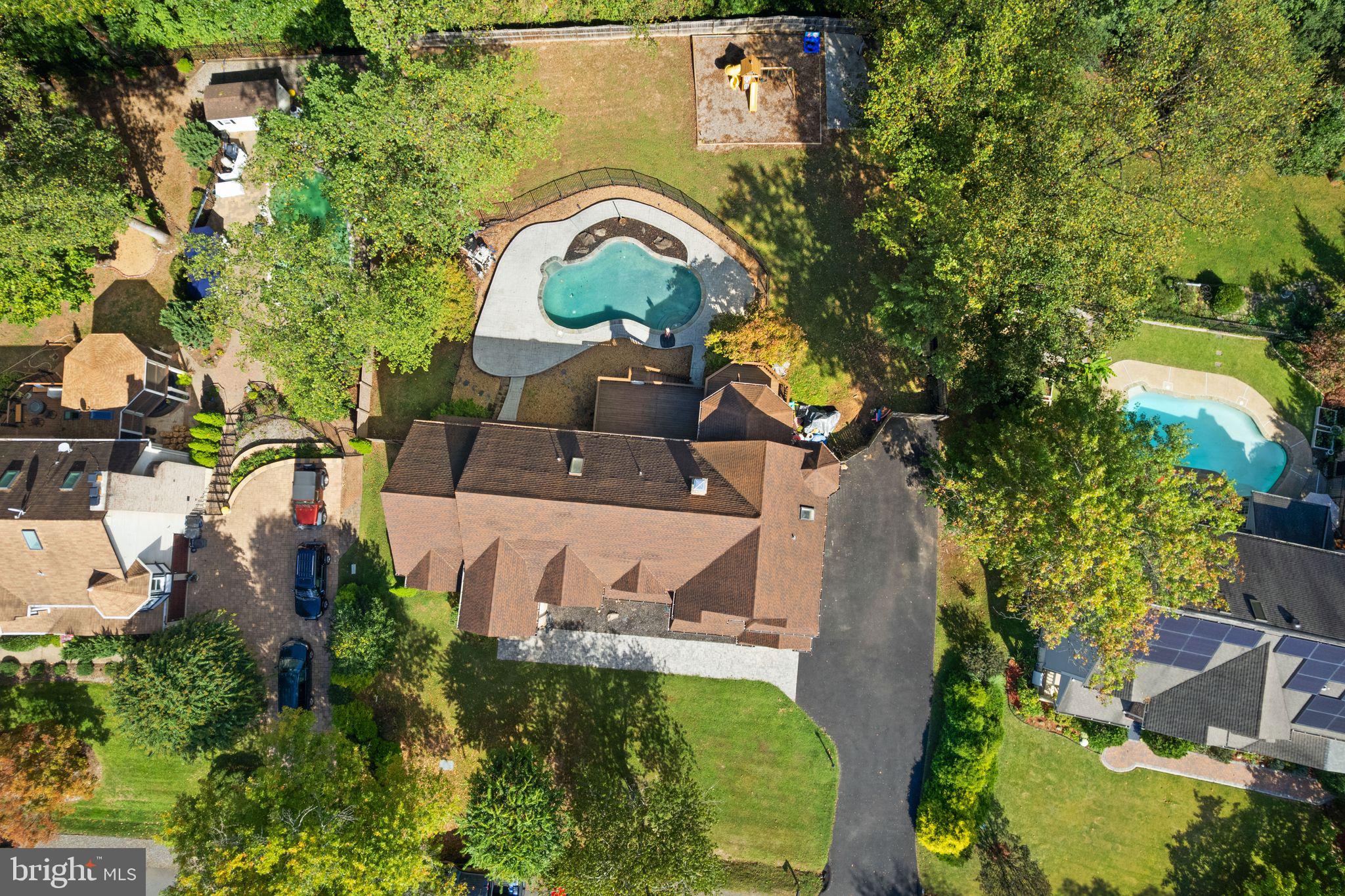 SHAKER WOODS - Residential