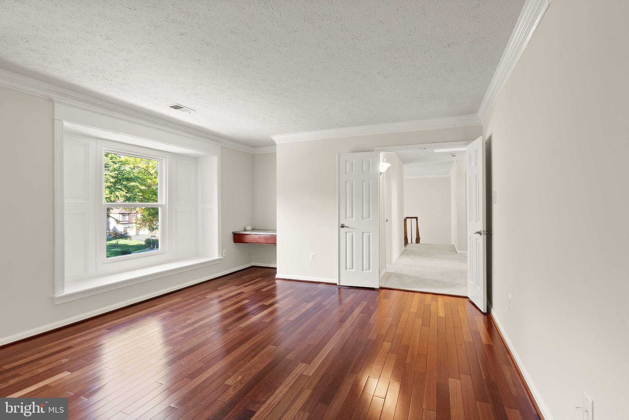 SHAKER WOODS - Residential