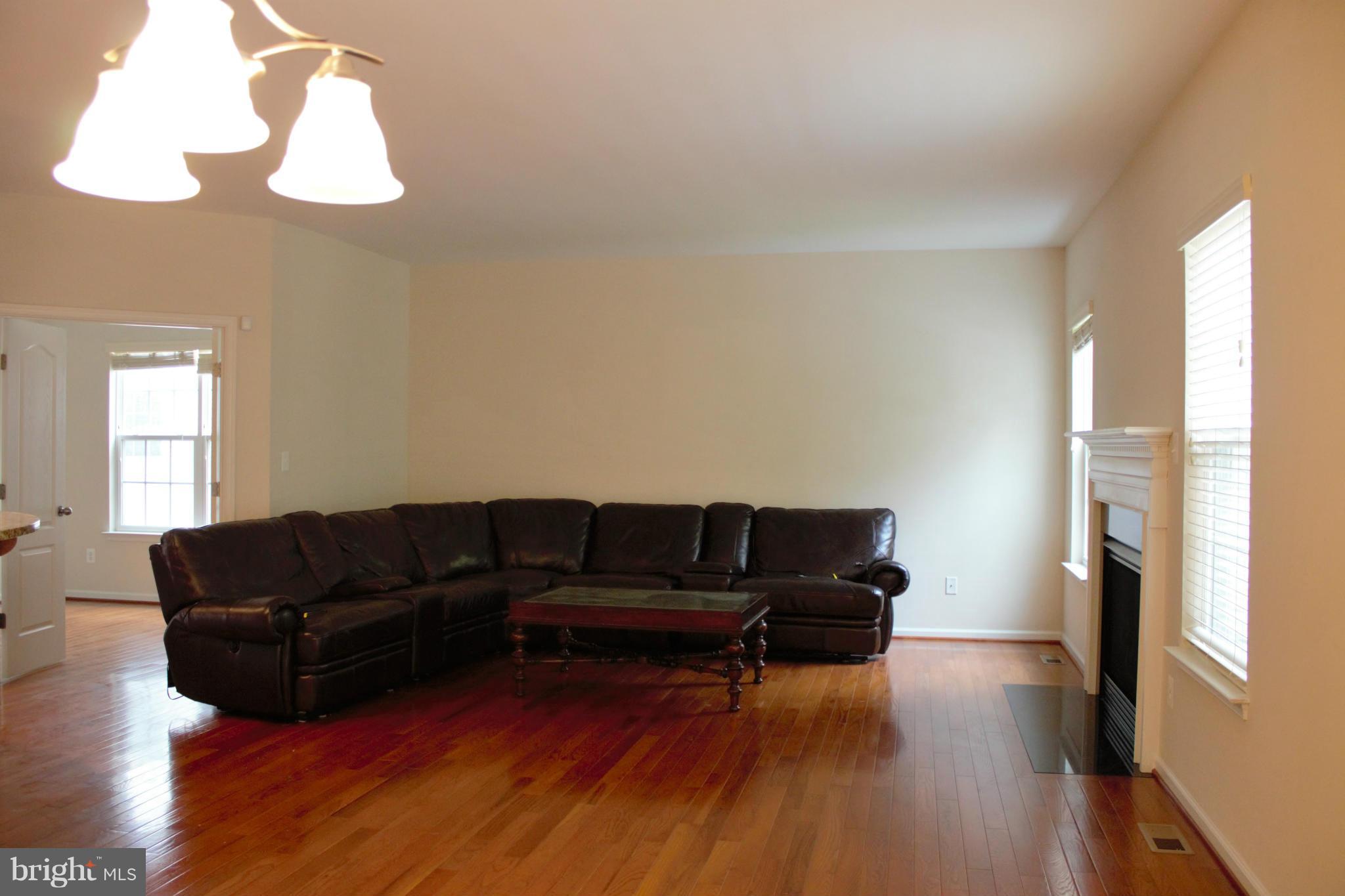 BARNES - Residential Lease