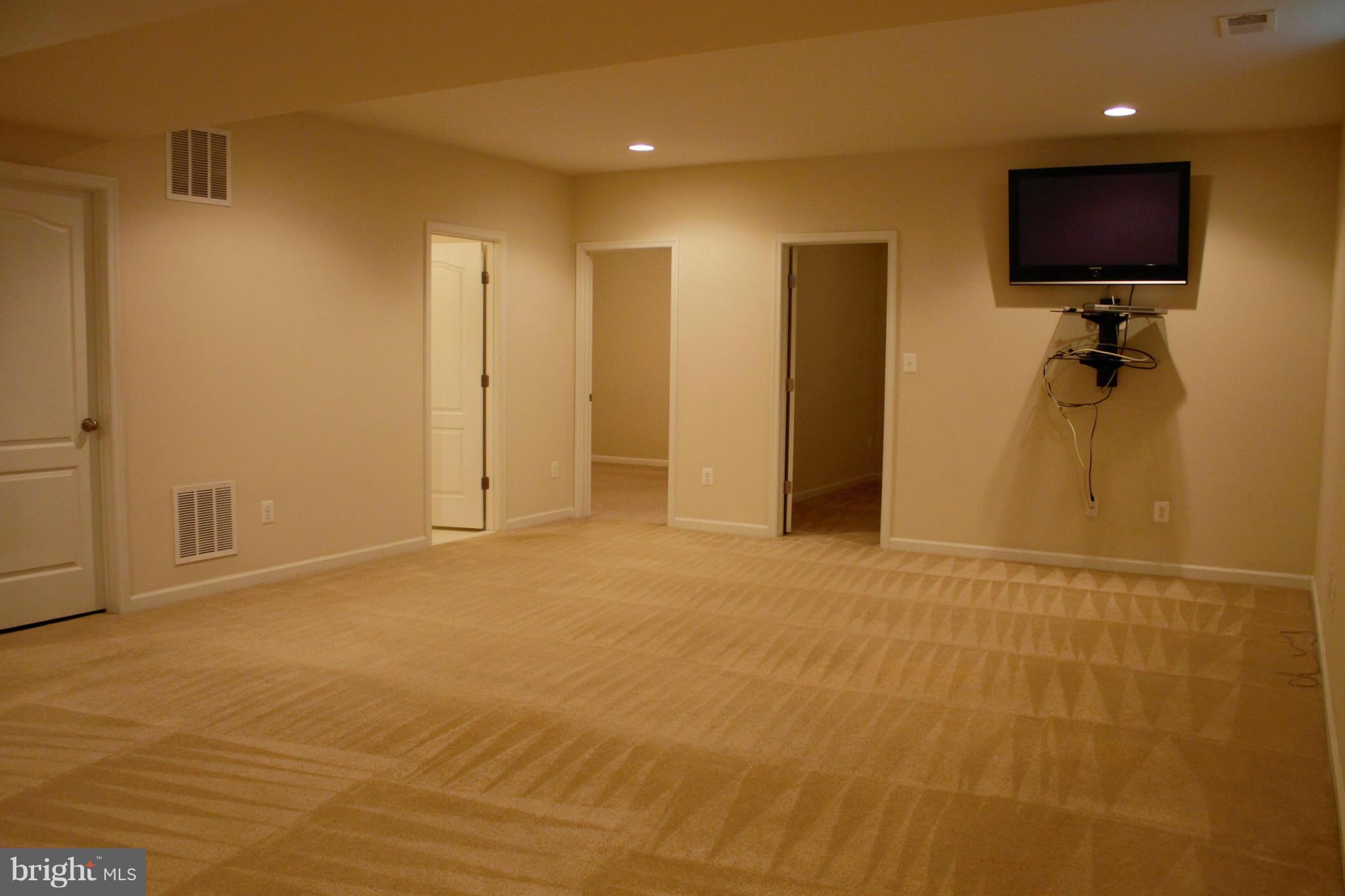 BARNES - Residential Lease