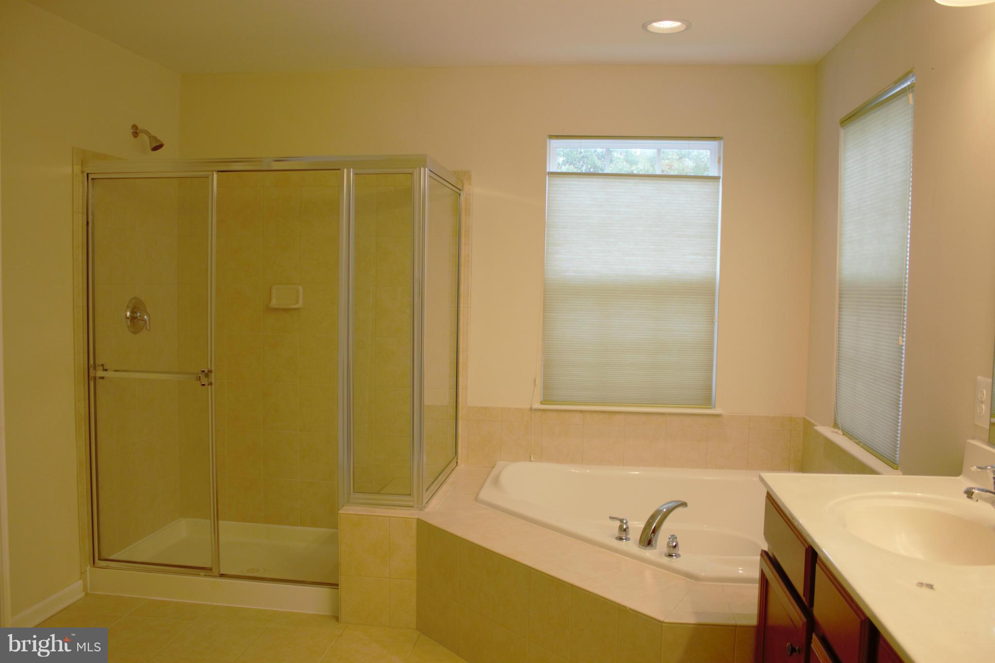 BARNES - Residential Lease