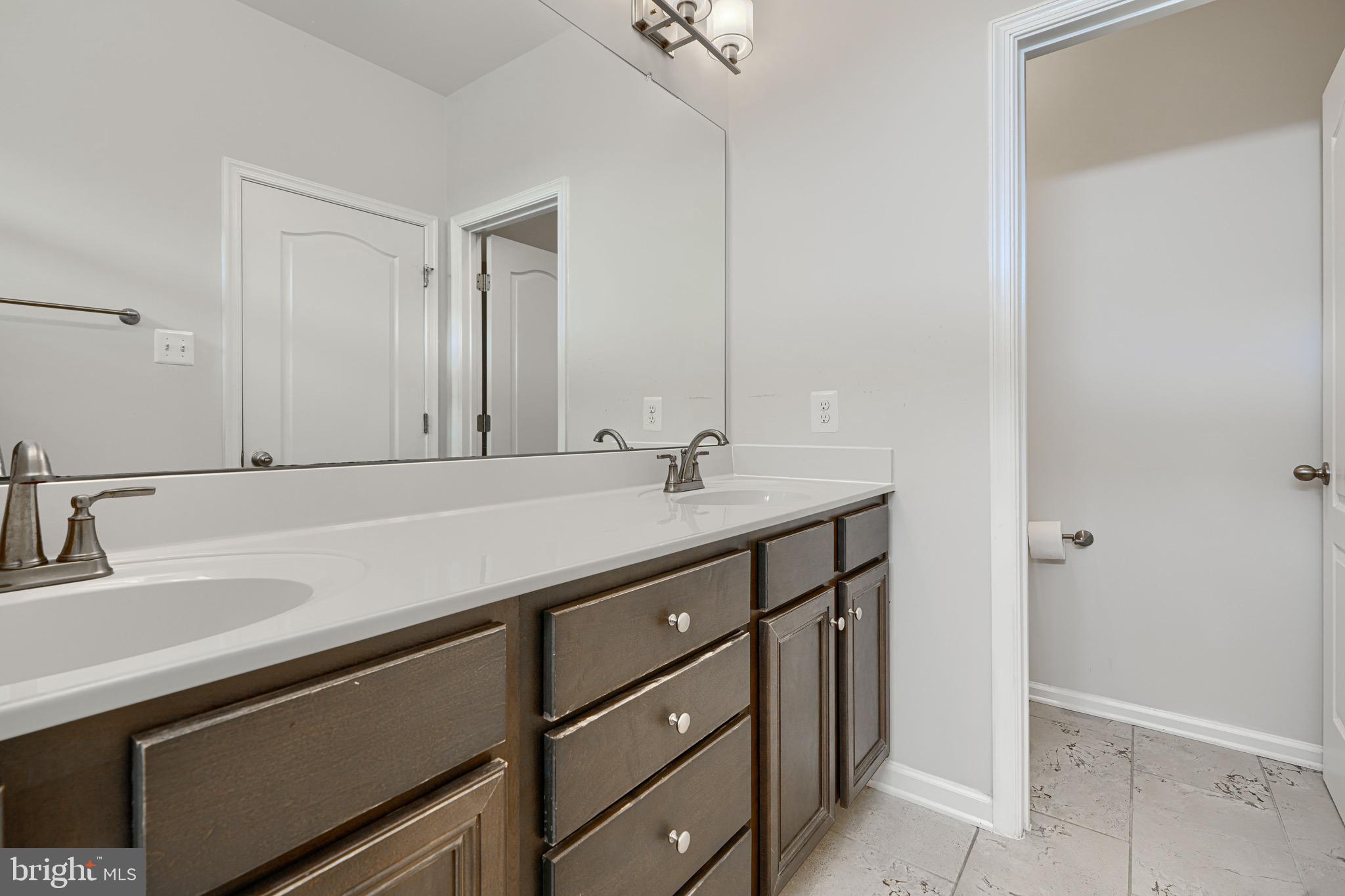 TUSCARORA CREEK - Residential