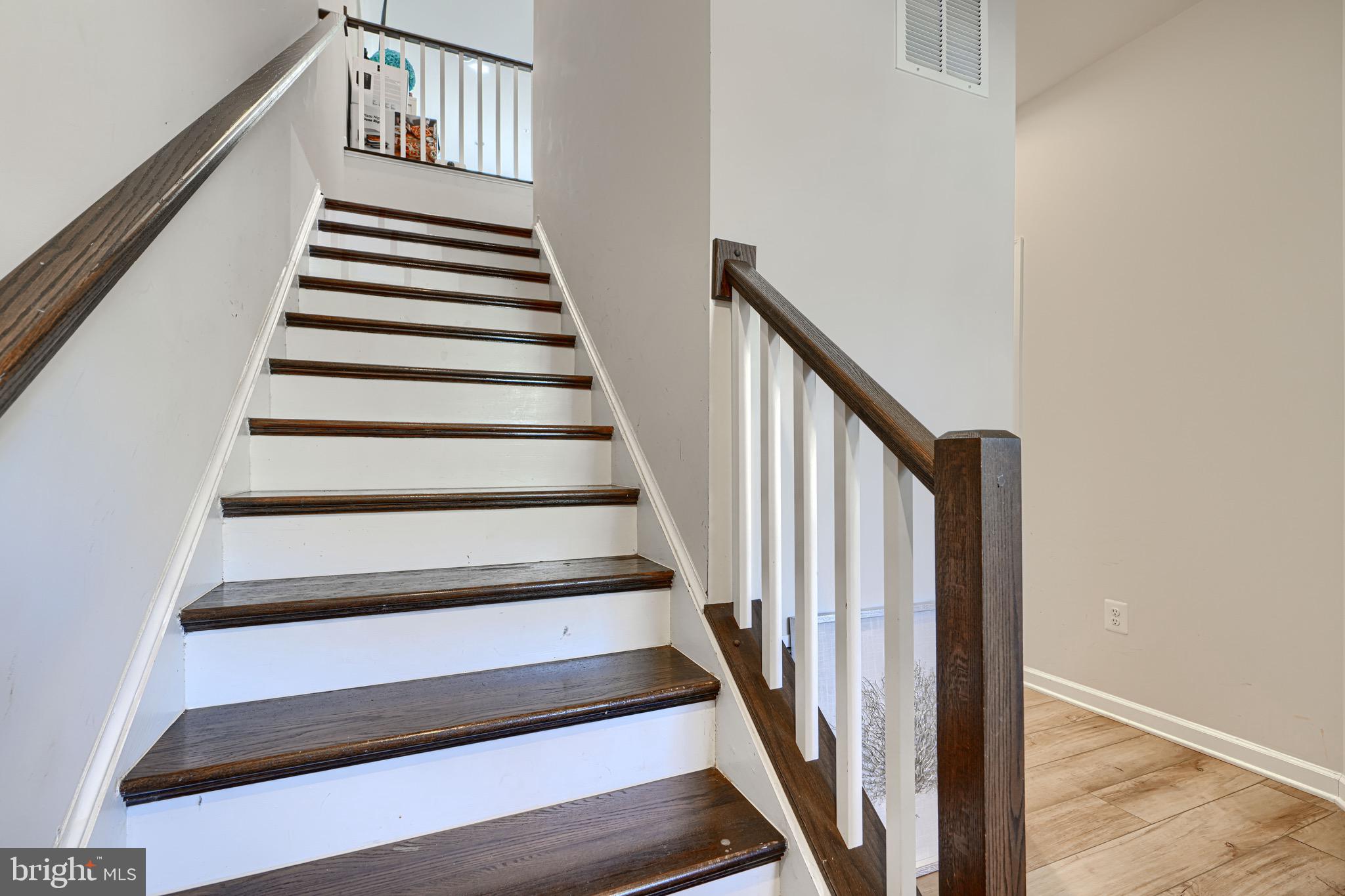 TUSCARORA CREEK - Residential