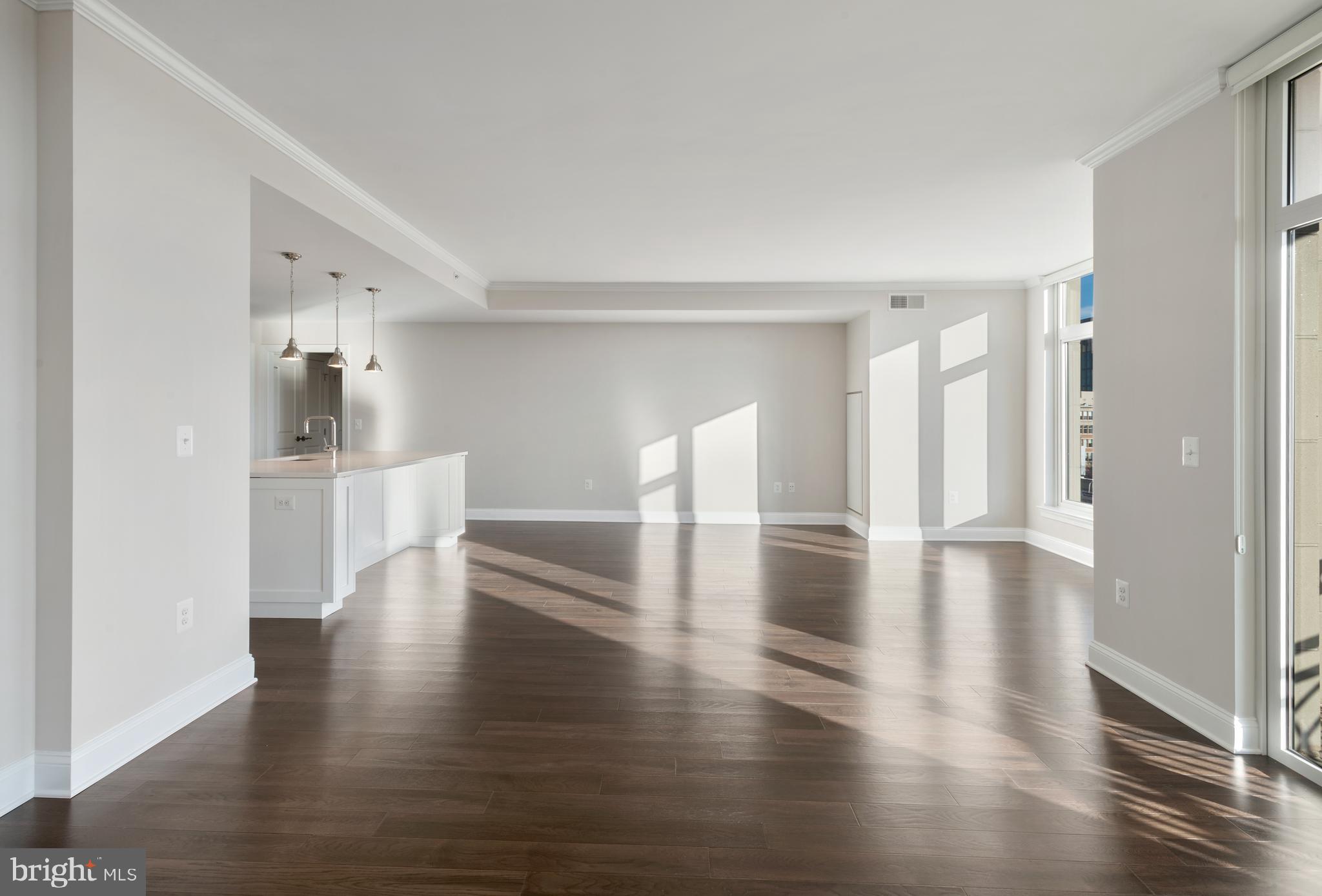 HAMPDEN ROW - Residential