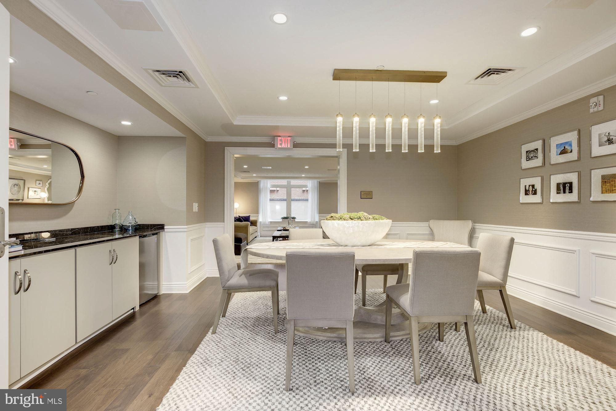 HAMPDEN ROW - Residential