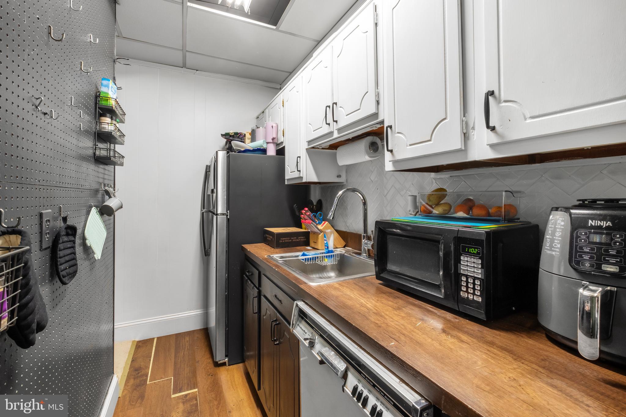 FAIRMOUNT - Residential Income