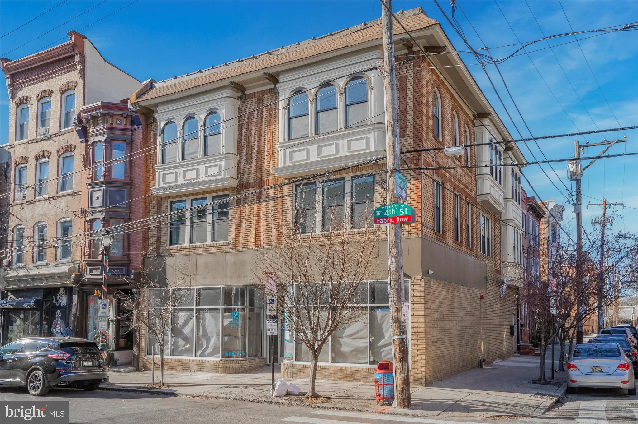 QUEEN VILLAGE - Residential Lease