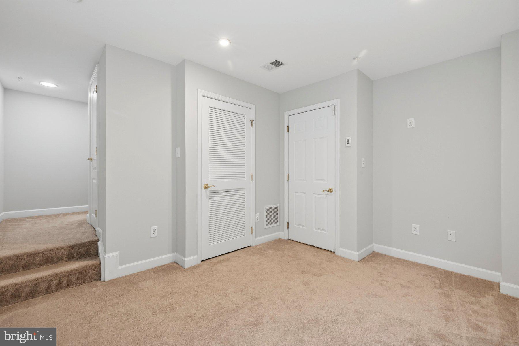 TOWN CENTER AT CAMP SPRINGS - Residential