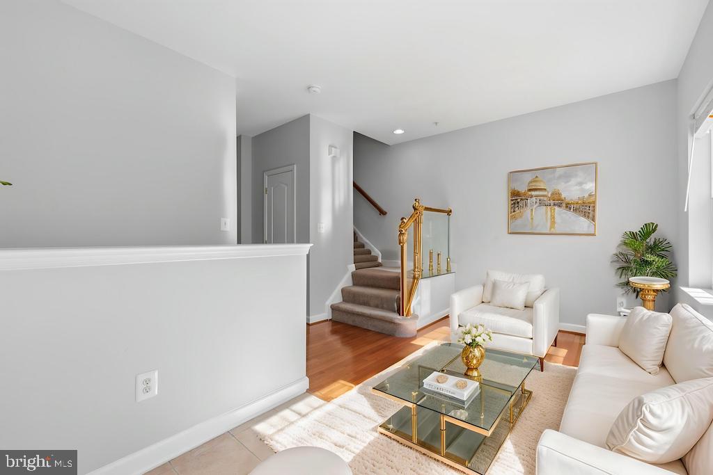 4210 TALMADGE CIRCLE