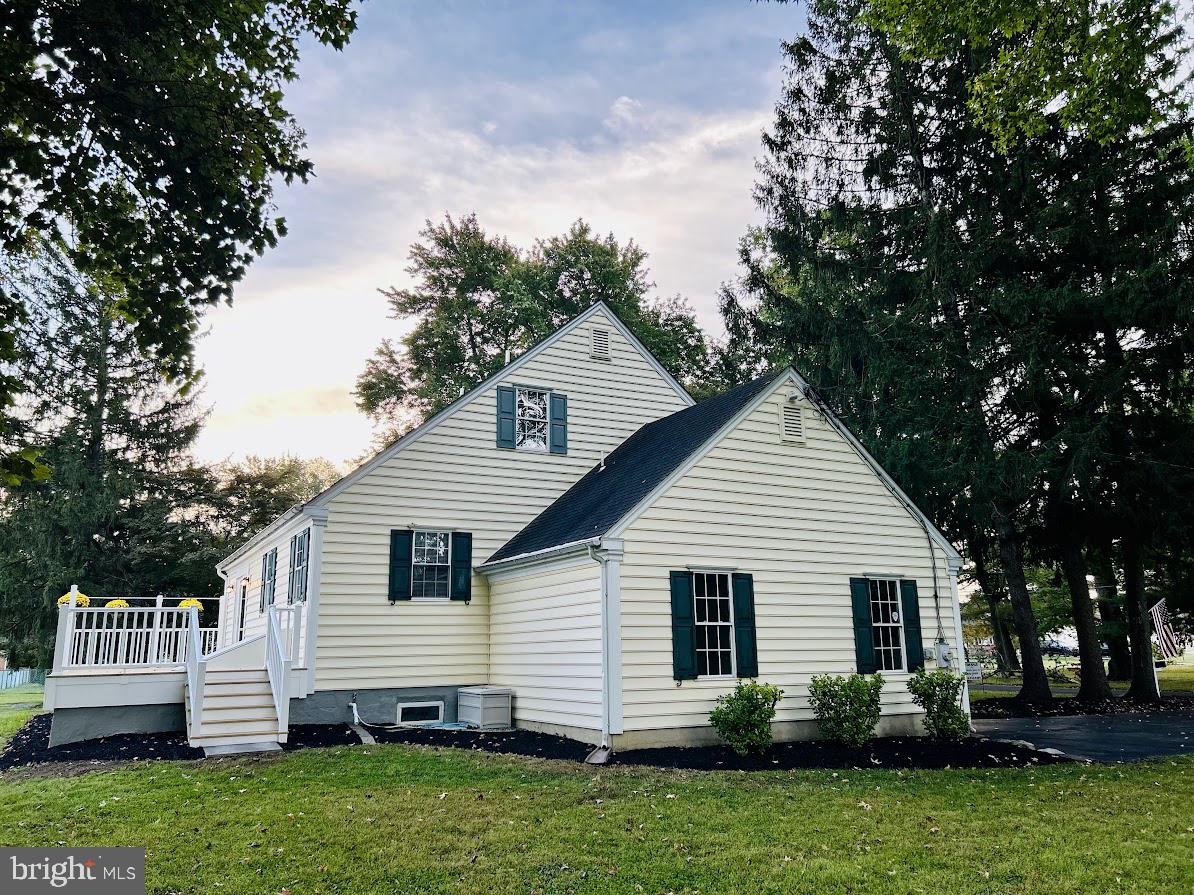 ELMWOOD TERR - Residential