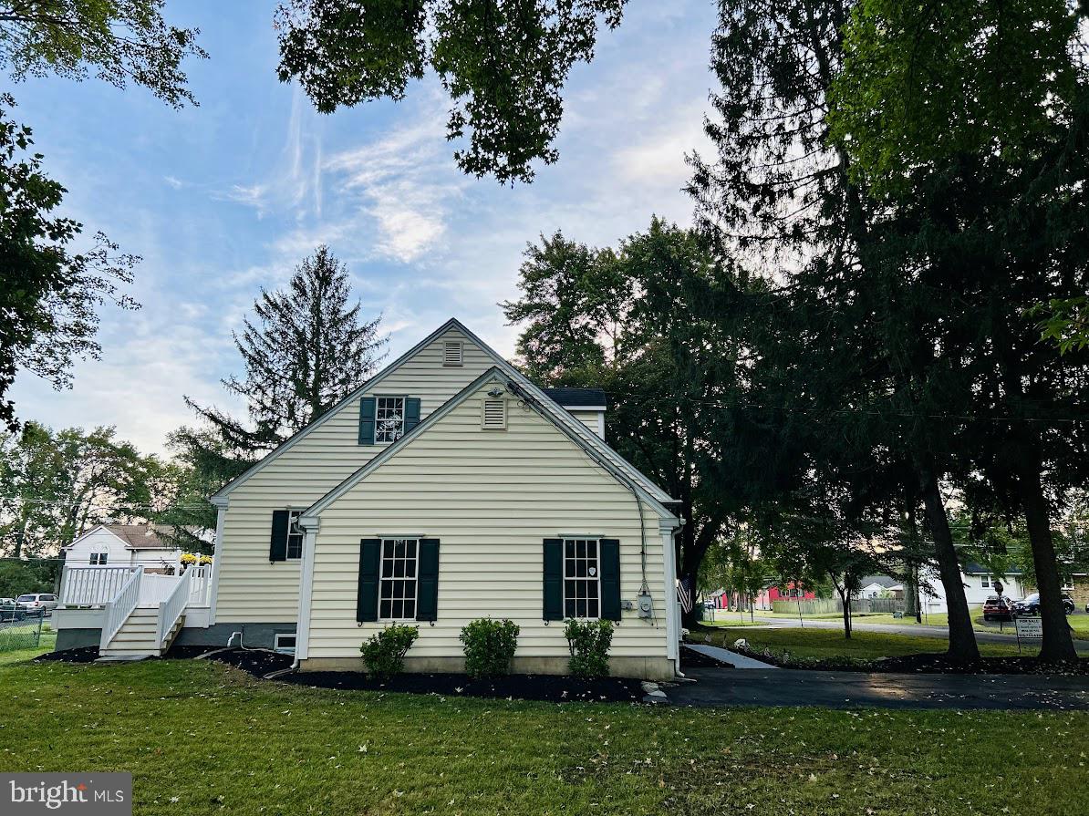 ELMWOOD TERR - Residential