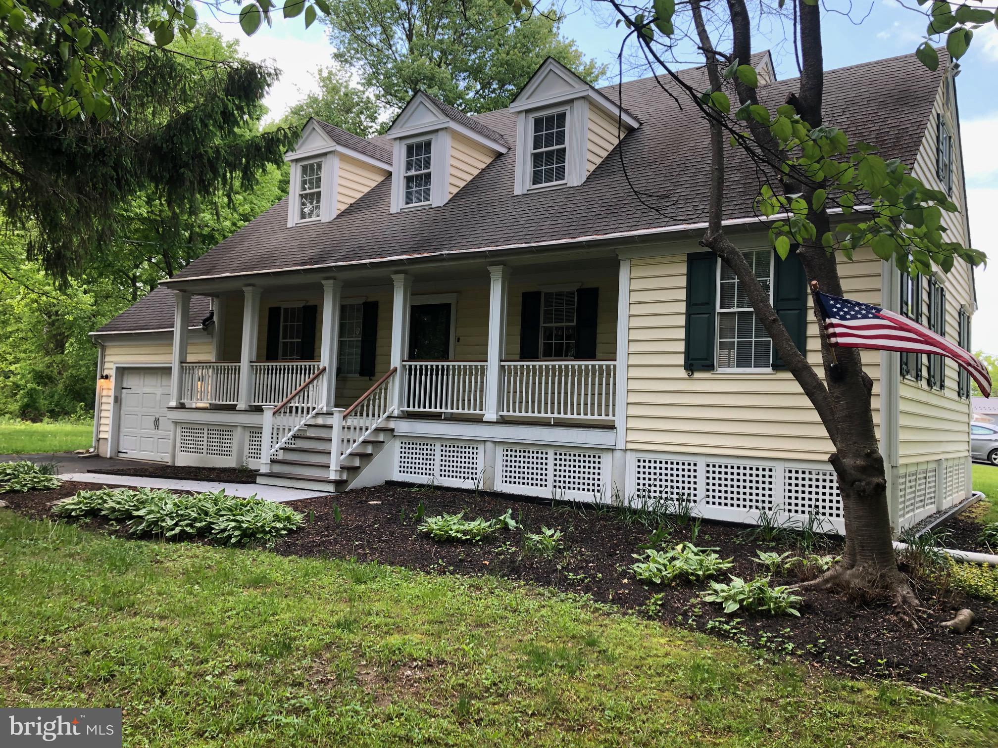 ELMWOOD TERR - Residential