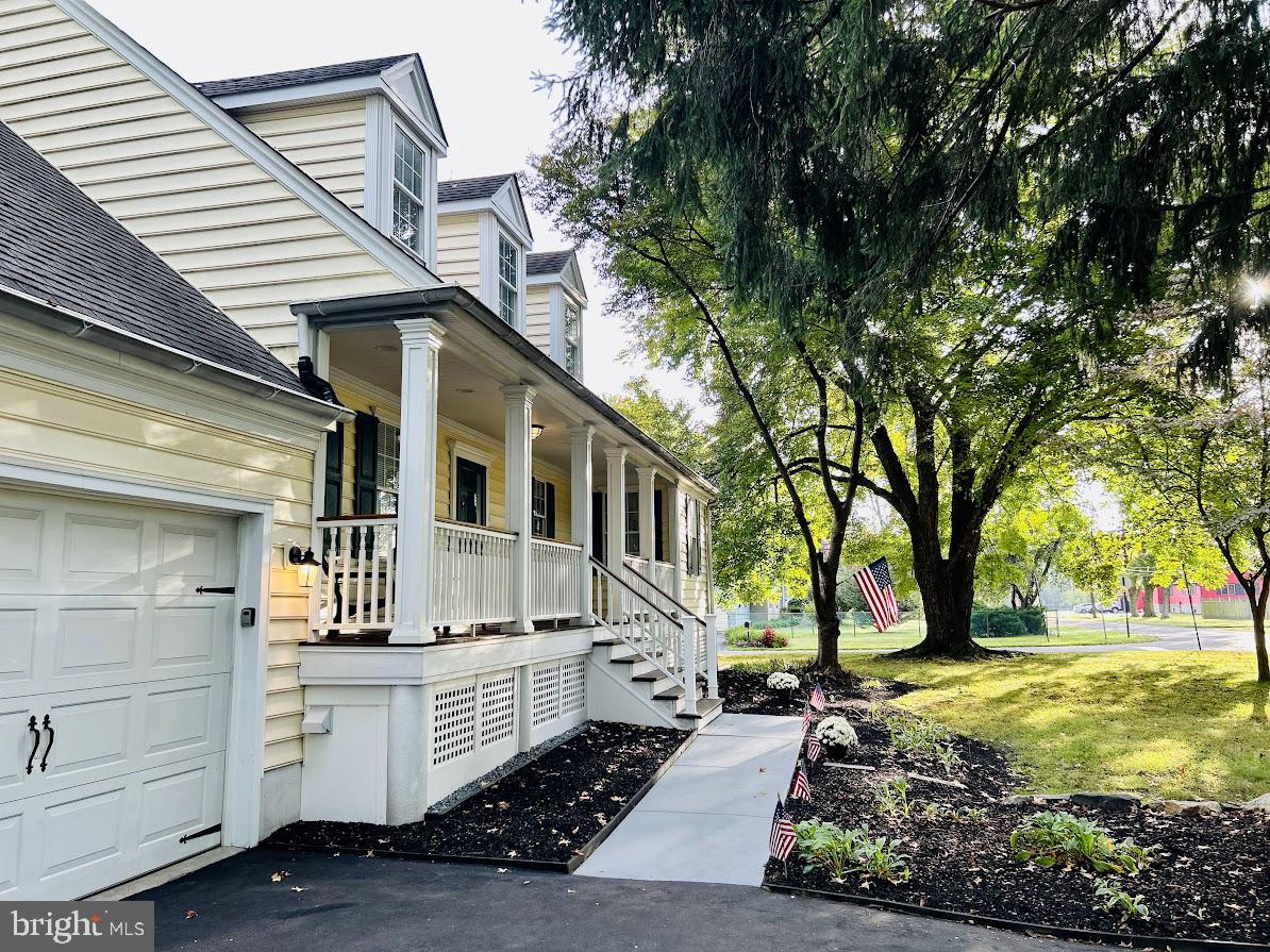 ELMWOOD TERR - Residential