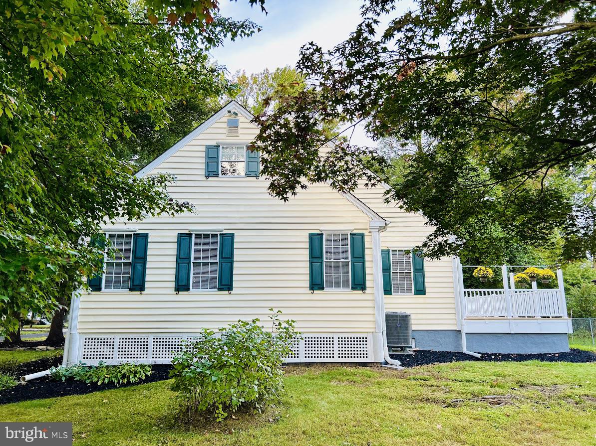 ELMWOOD TERR - Residential