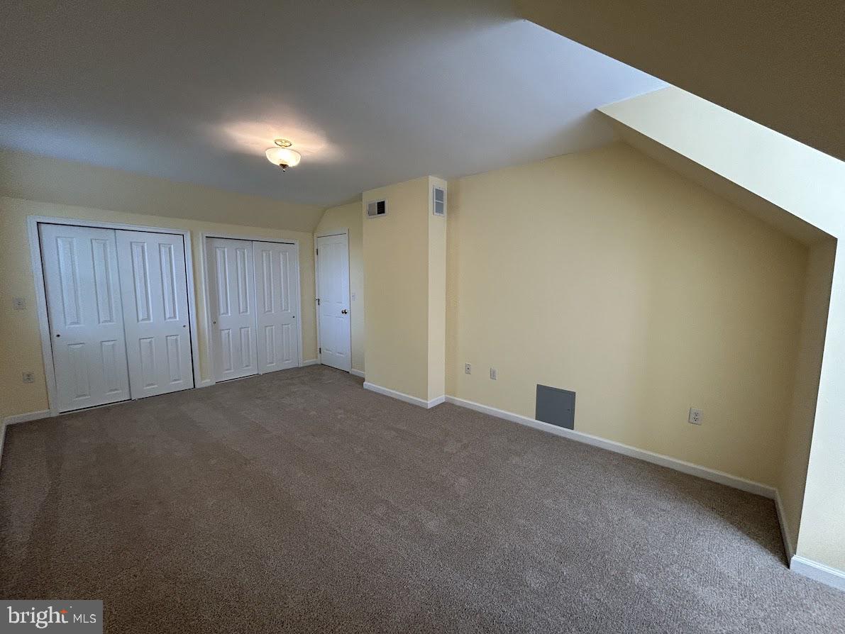 ELMWOOD TERR - Residential