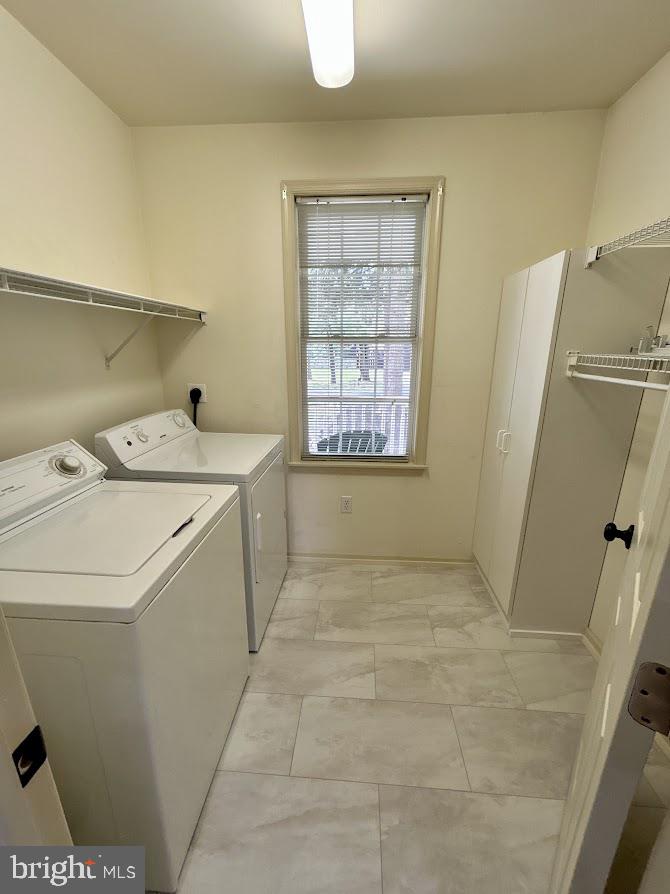 ELMWOOD TERR - Residential