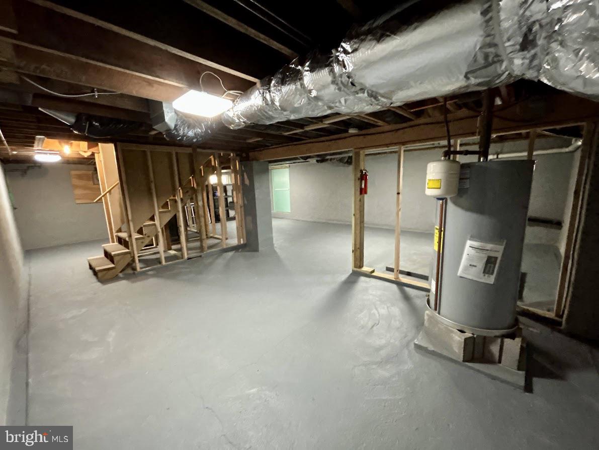 ELMWOOD TERR - Residential