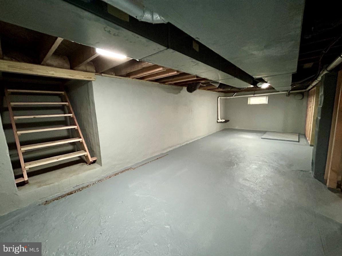 ELMWOOD TERR - Residential