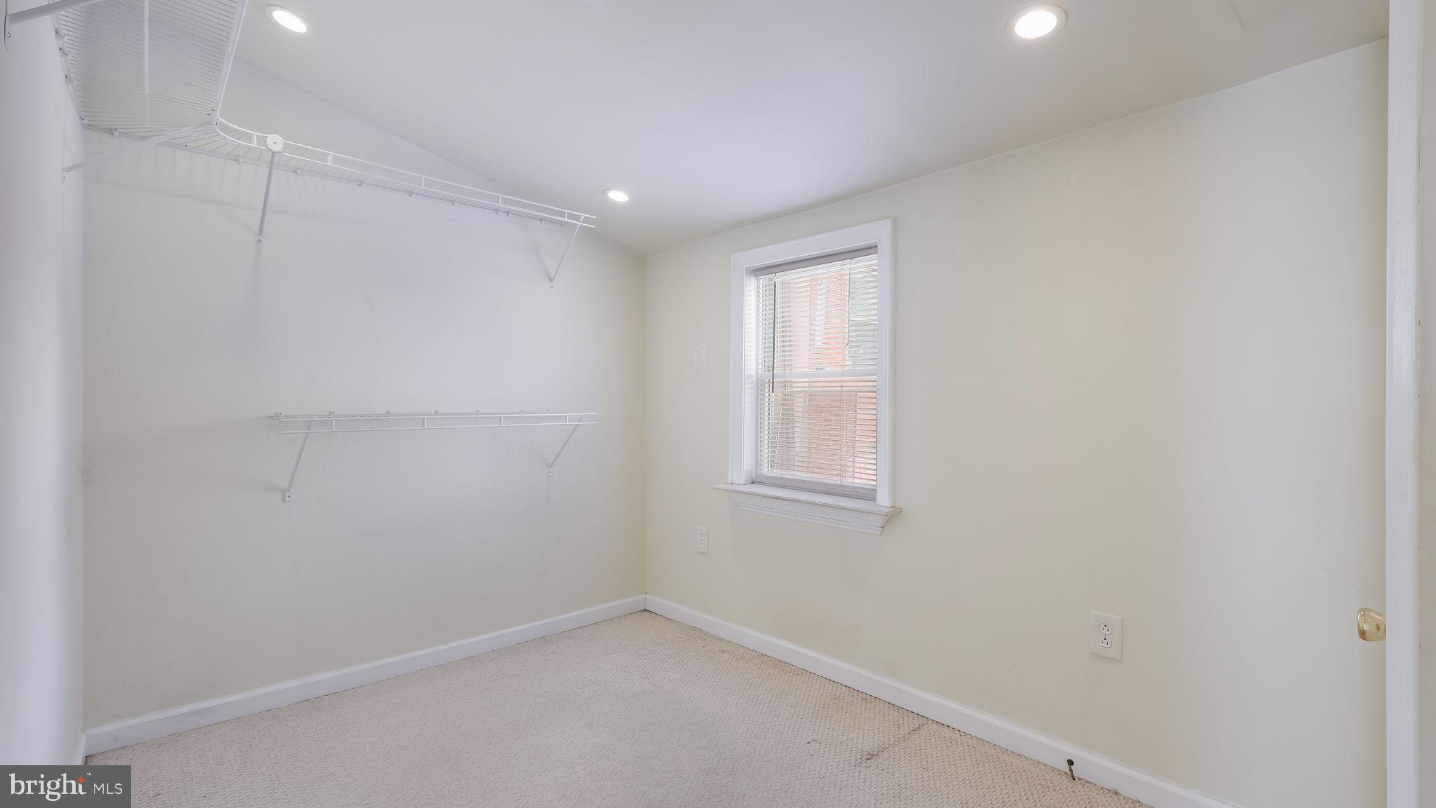 BELLA VISTA - Residential Lease