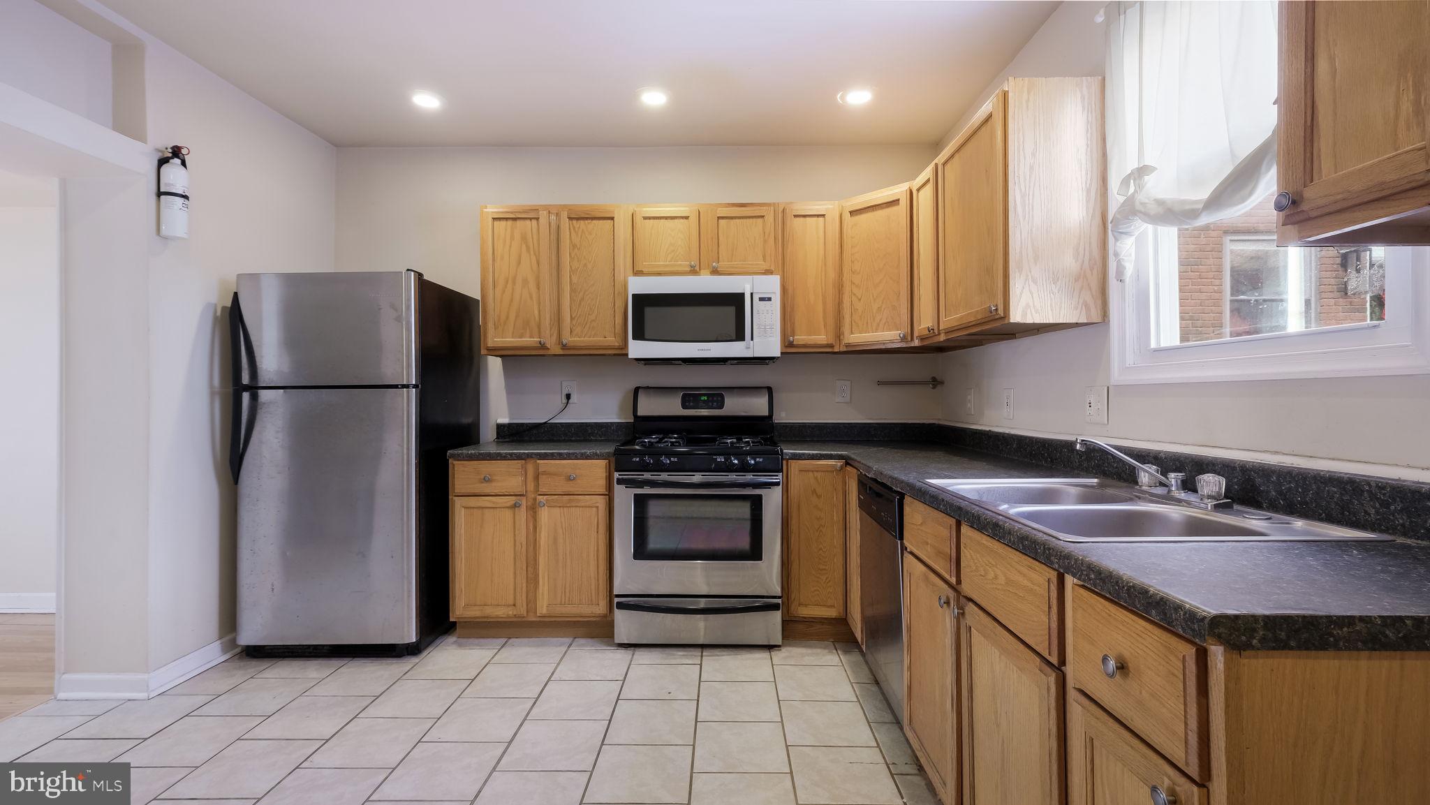 BELLA VISTA - Residential Lease