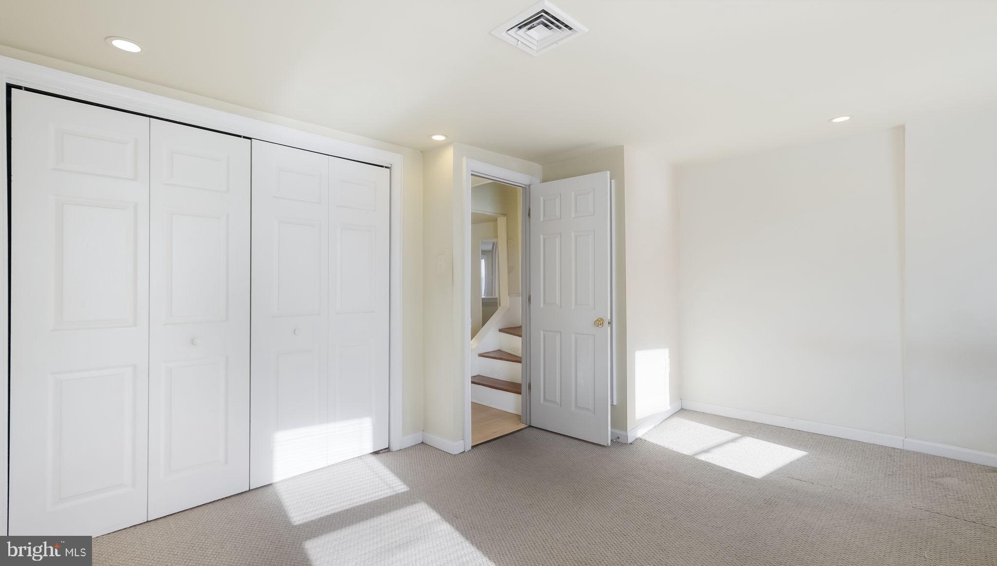 BELLA VISTA - Residential Lease