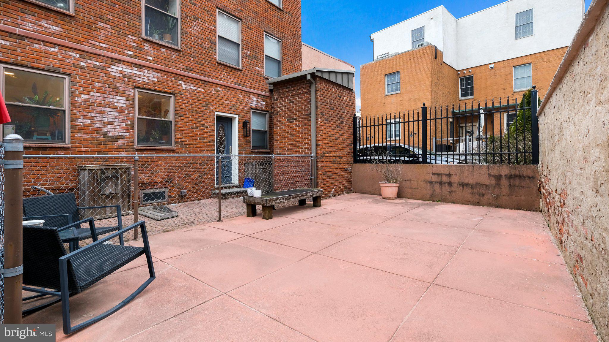 BELLA VISTA - Residential Lease