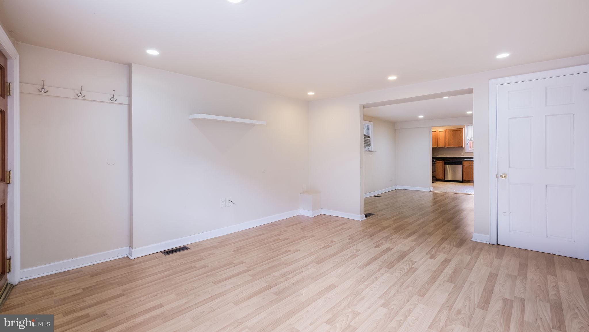 BELLA VISTA - Residential Lease