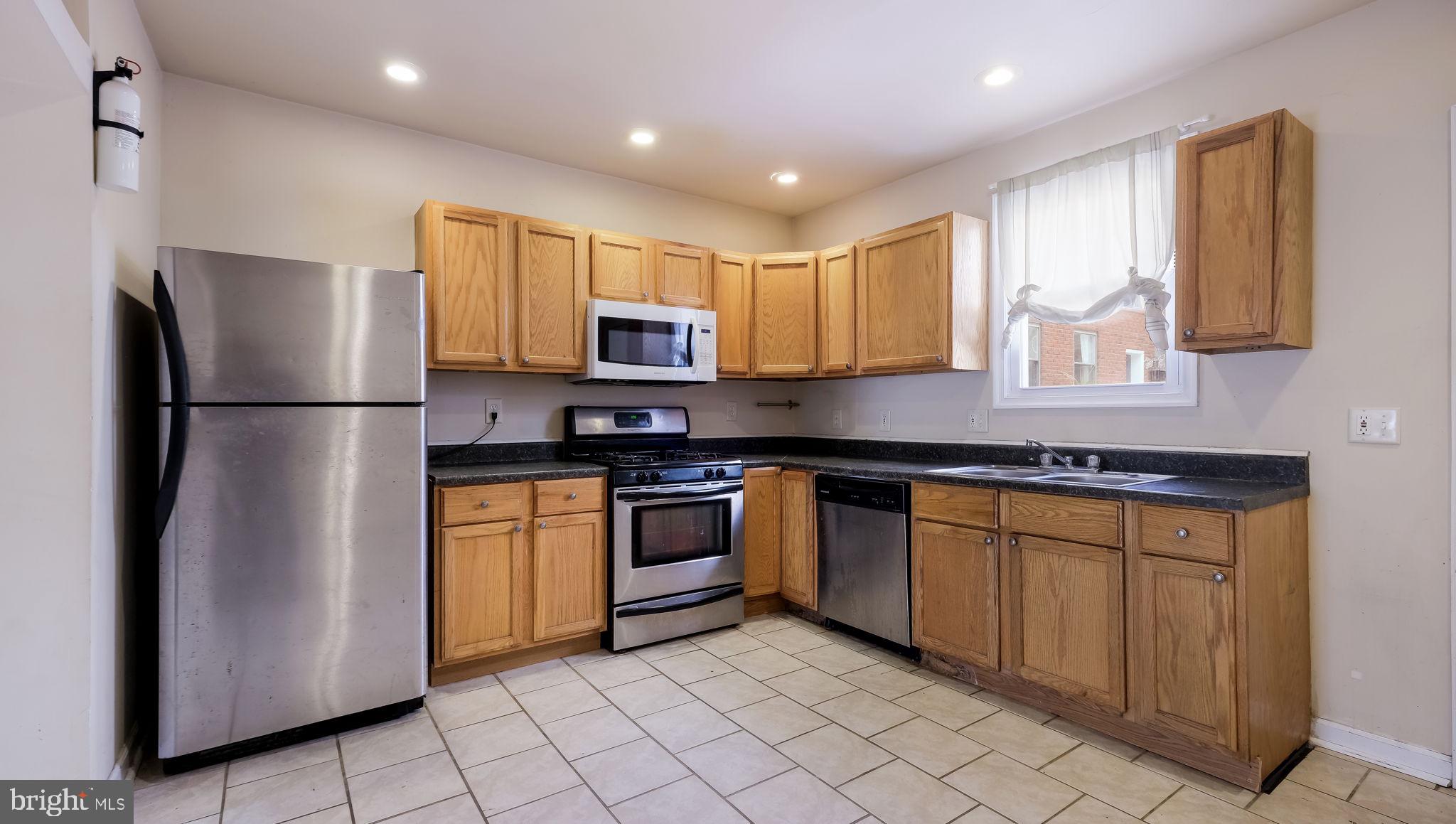 BELLA VISTA - Residential Lease