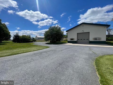 Photo of 402 S Chiques Road, MANHEIM, PA 17545 (MLS # PALA2088286)