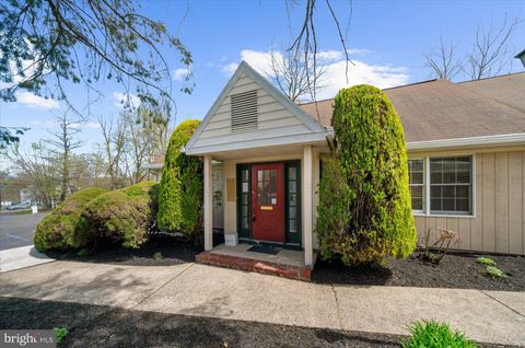 Photo of 140 E Butler Avenue, CHALFONT, PA 18914 (MLS # PABU2118586)