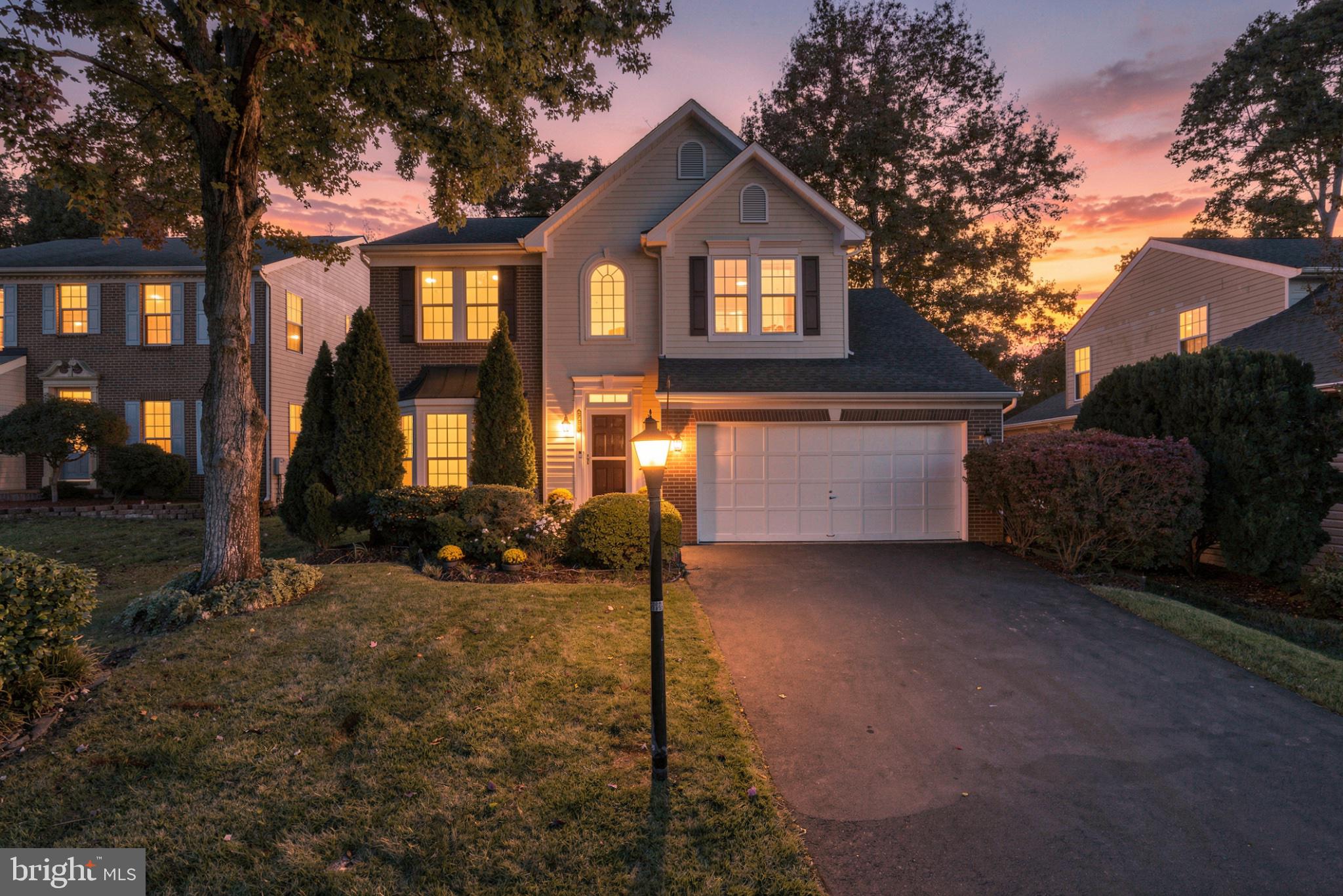 7312 HOLLYFORD LANE