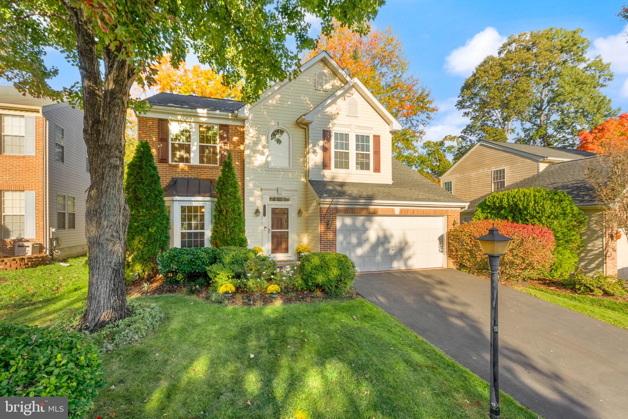 7312 HOLLYFORD LANE