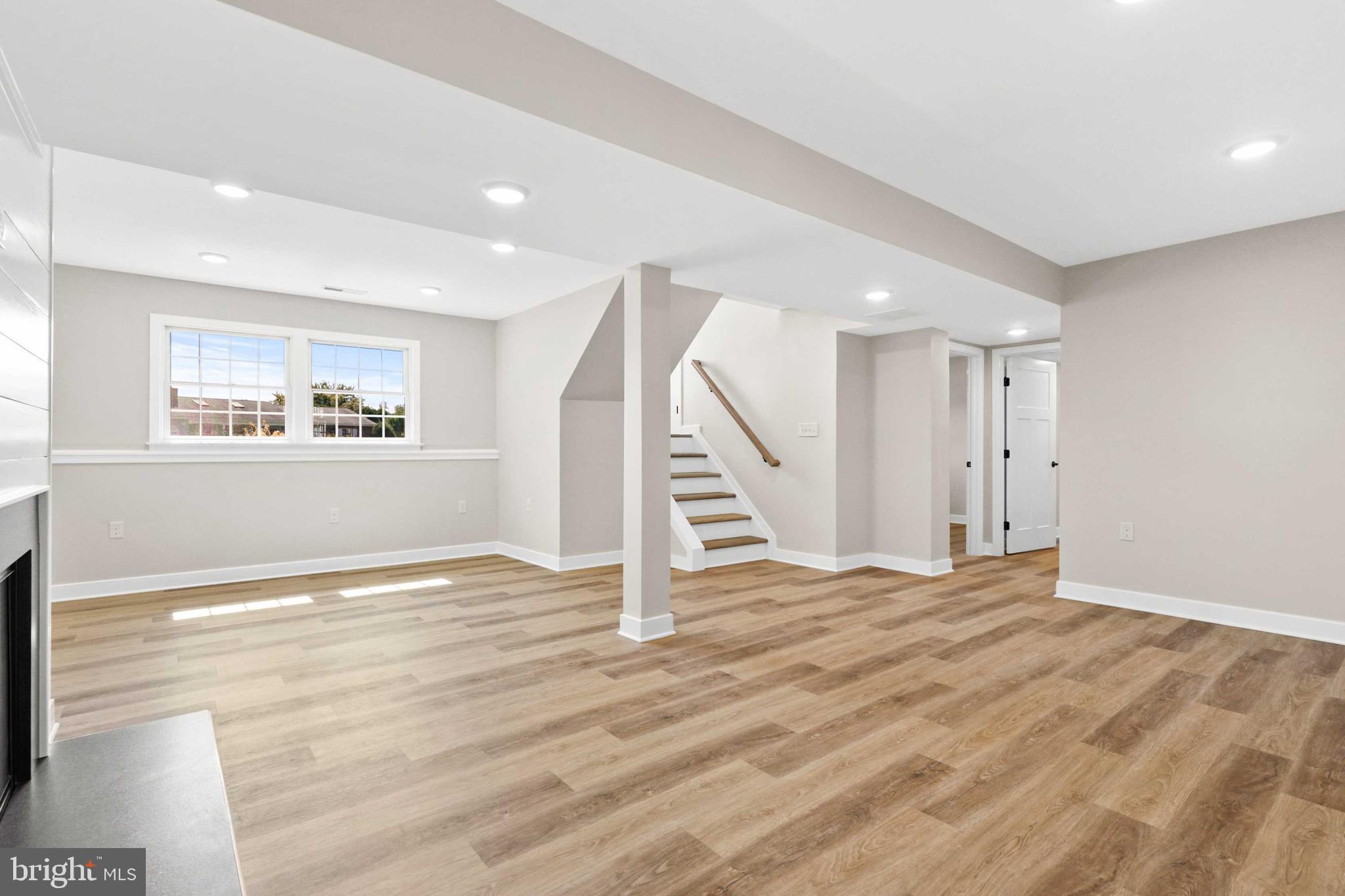 BRENTWOOD PARK - Residential